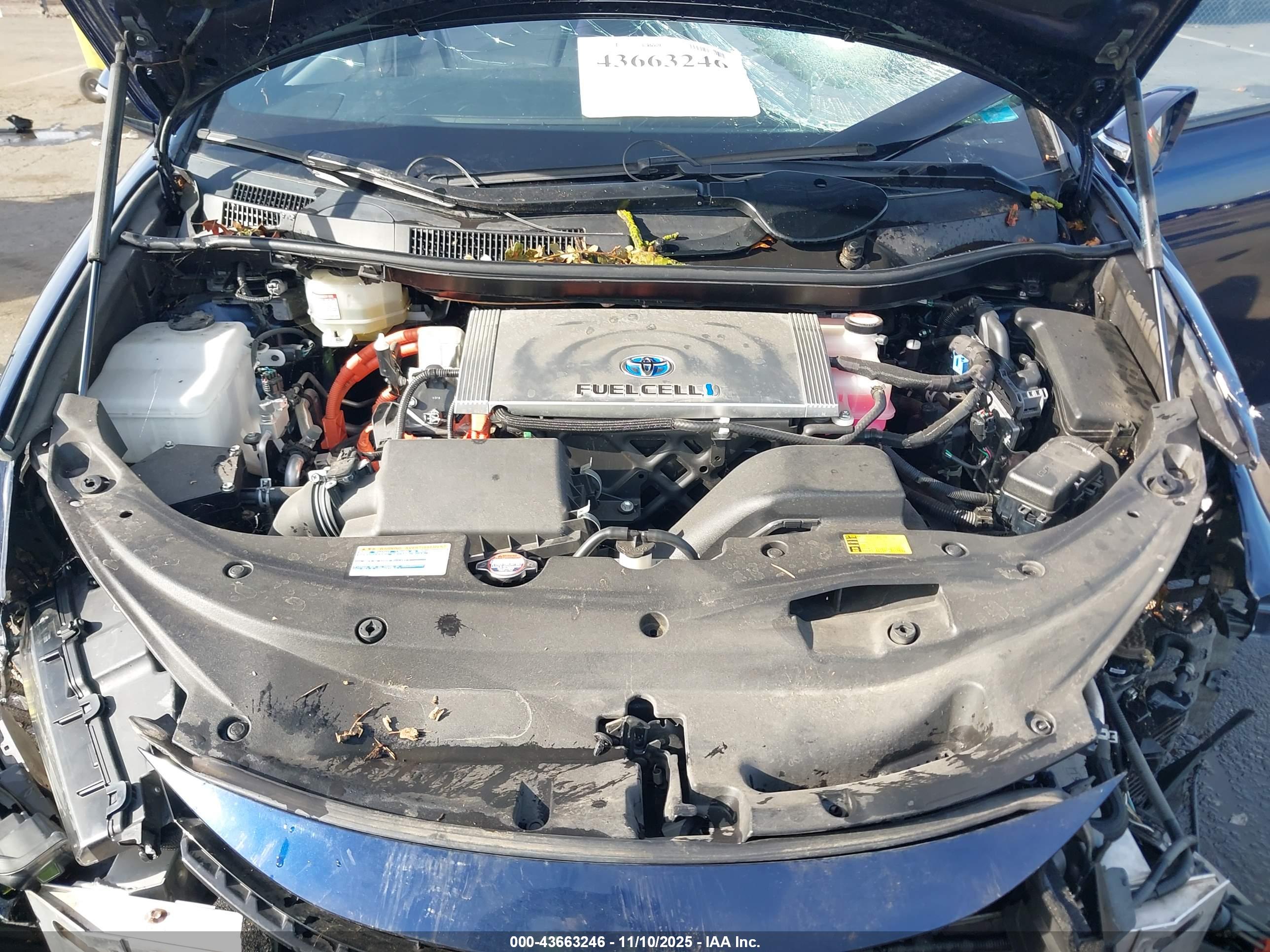 TOYOTA MIRAI image 10