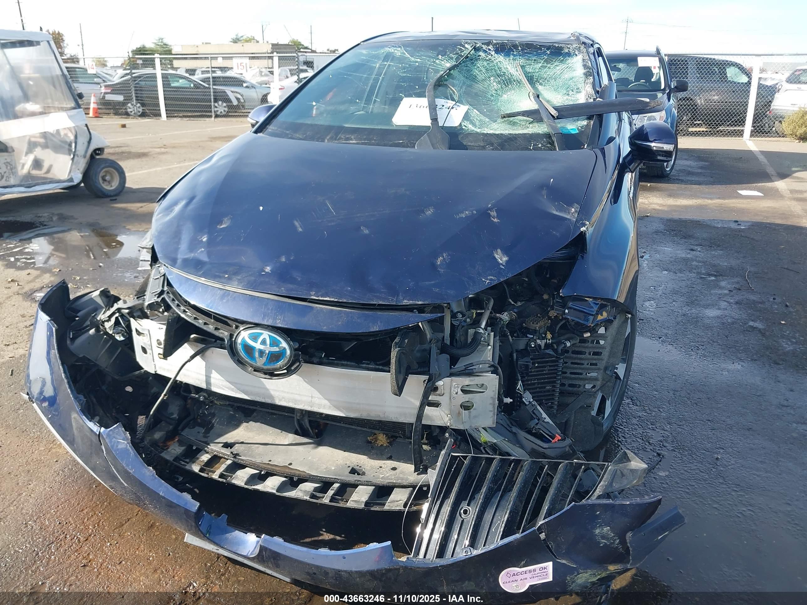 TOYOTA MIRAI image 6