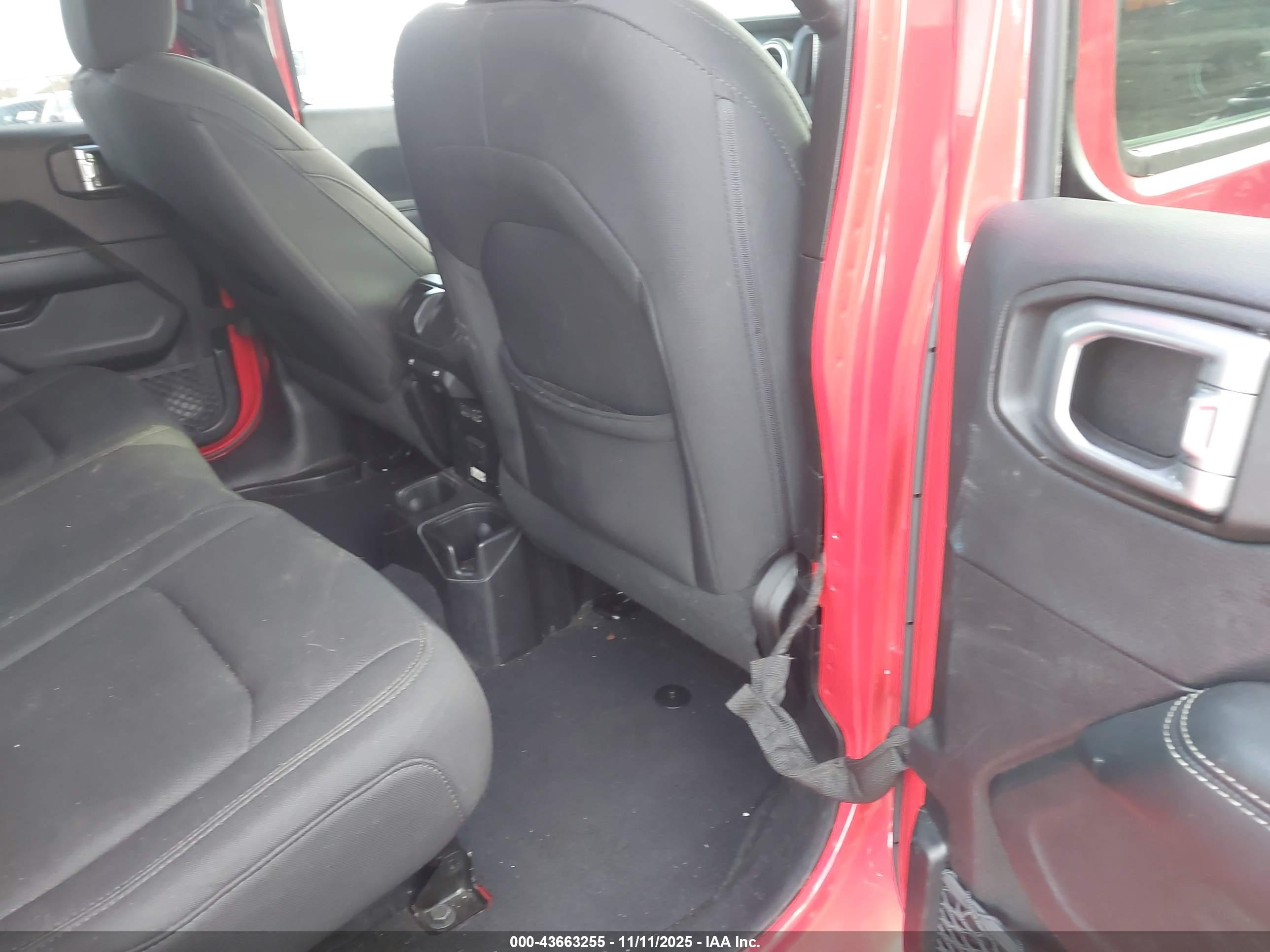 JEEP WRANGLER image 8