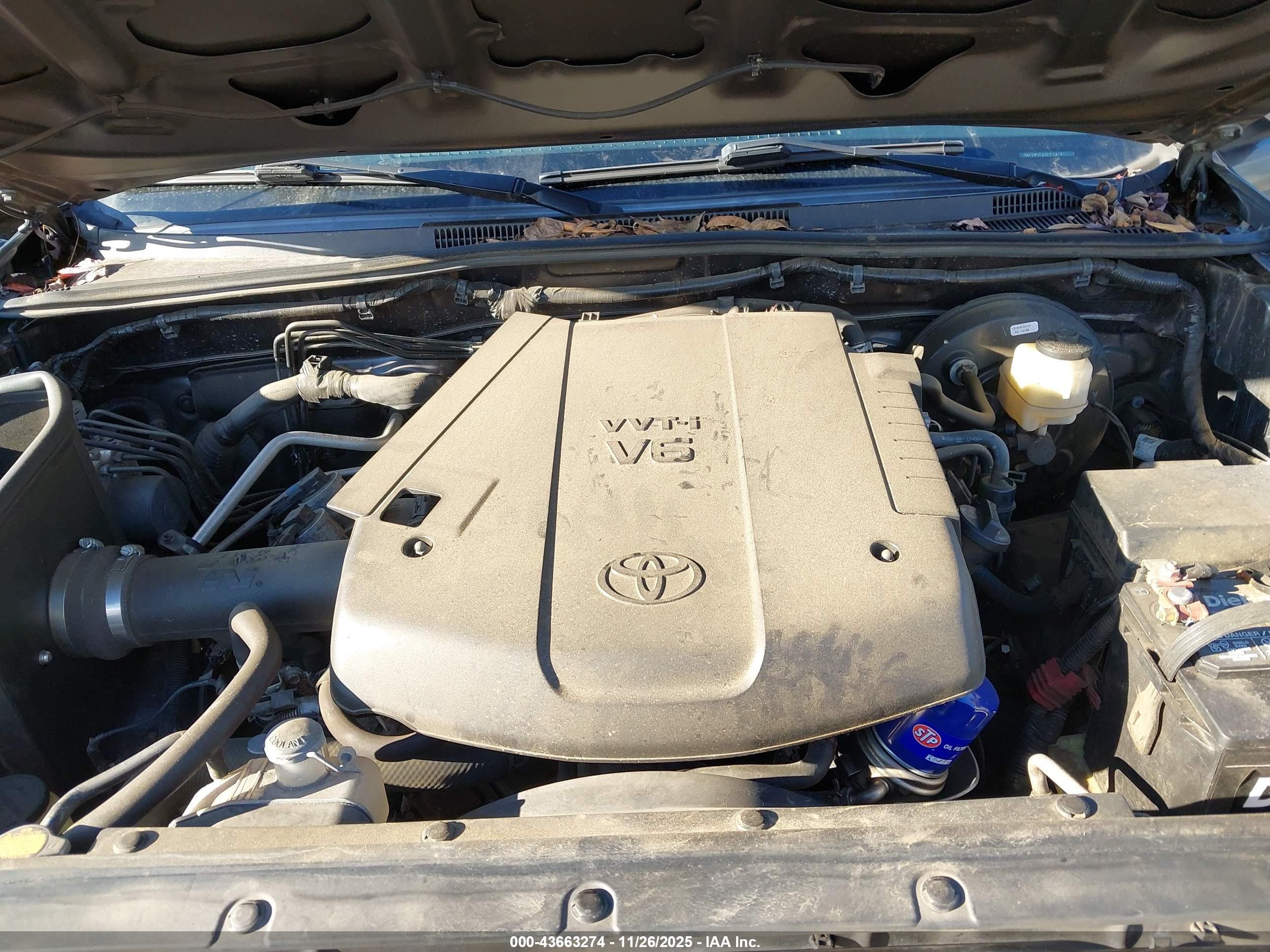 TOYOTA TACOMA image 10