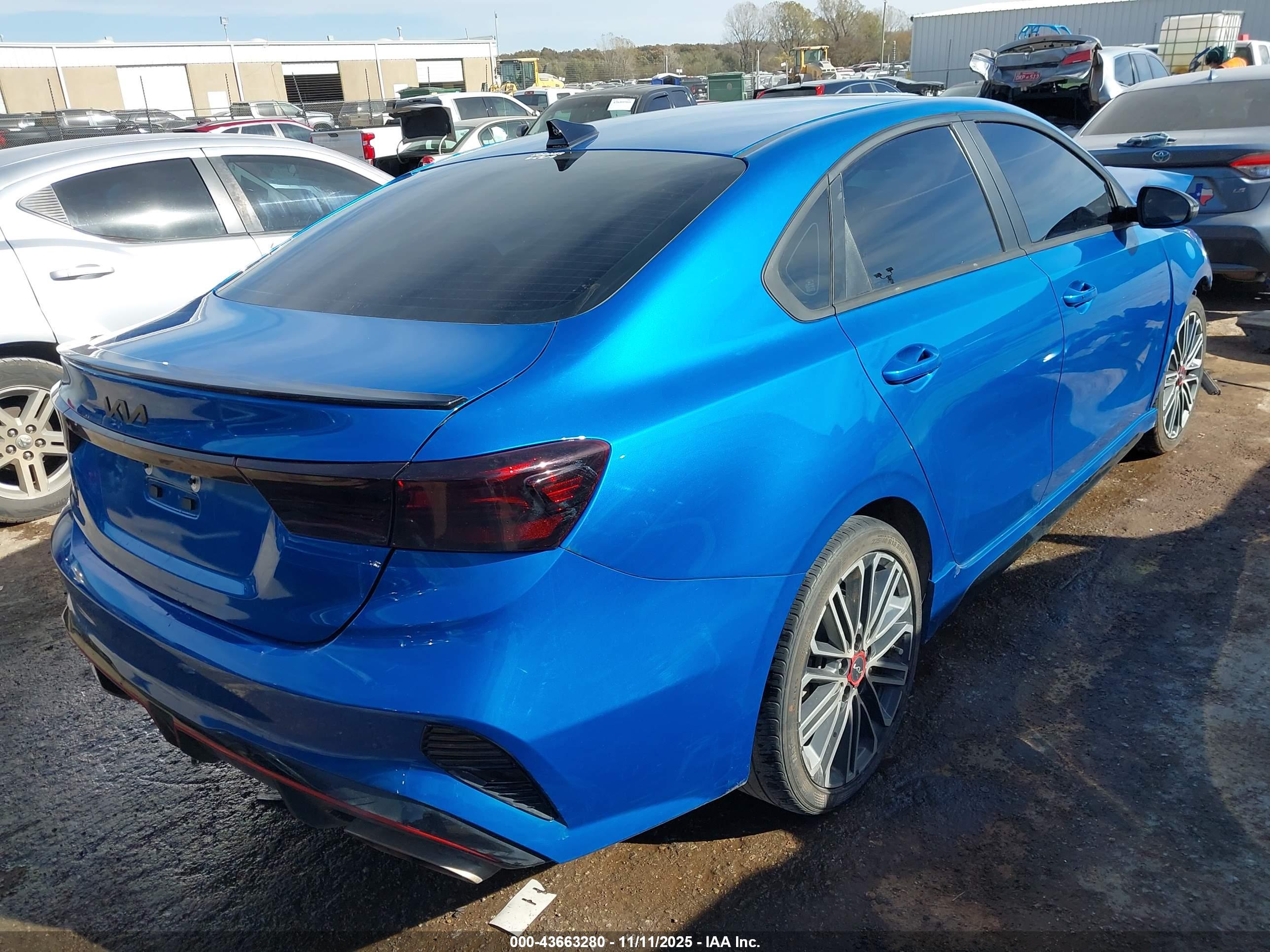 KIA FORTE image 4