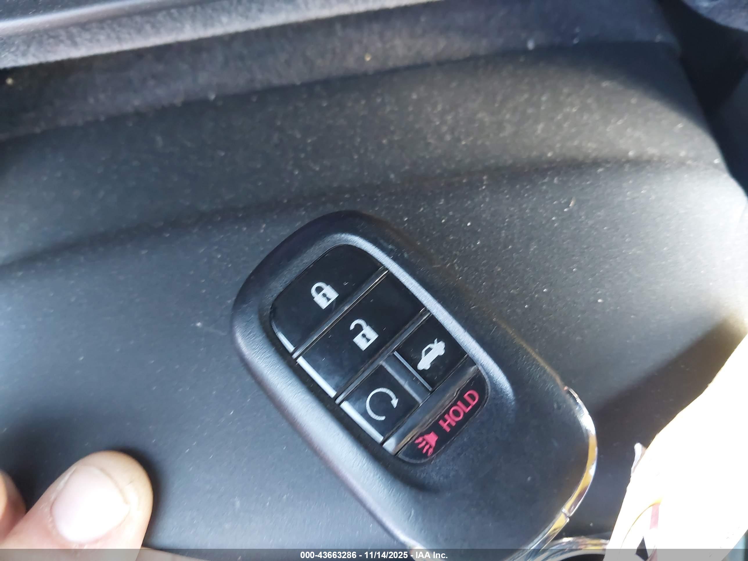 HONDA ACCORD image 11