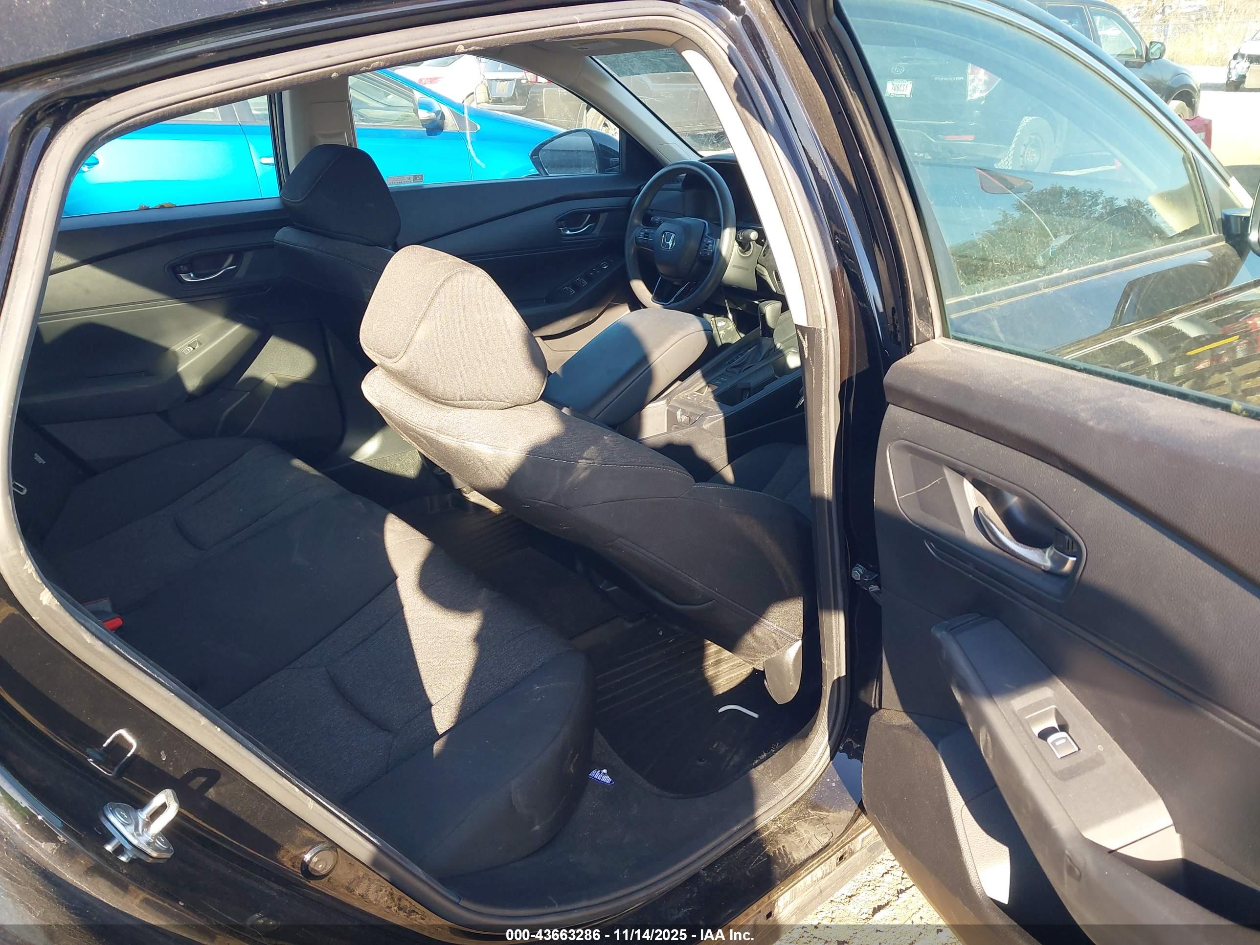 HONDA ACCORD image 8