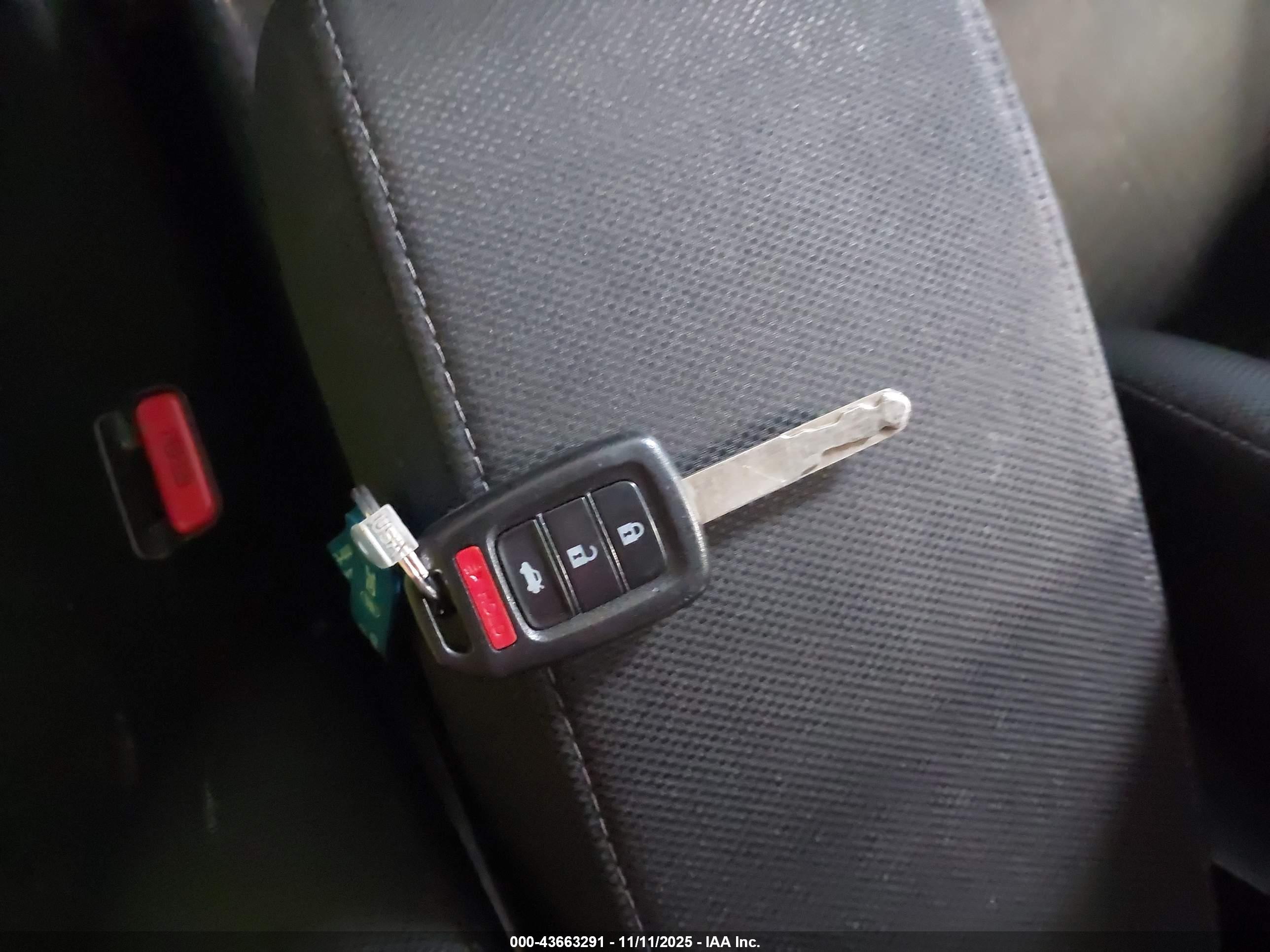 HONDA CIVIC image 11