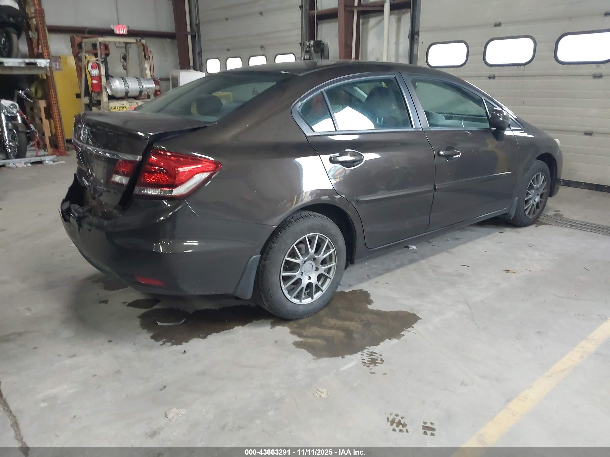 HONDA CIVIC image 4