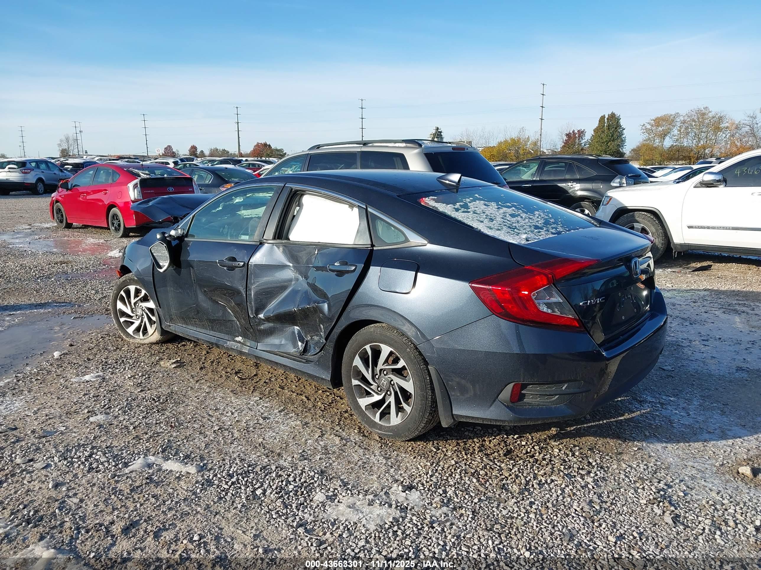 HONDA CIVIC image 3