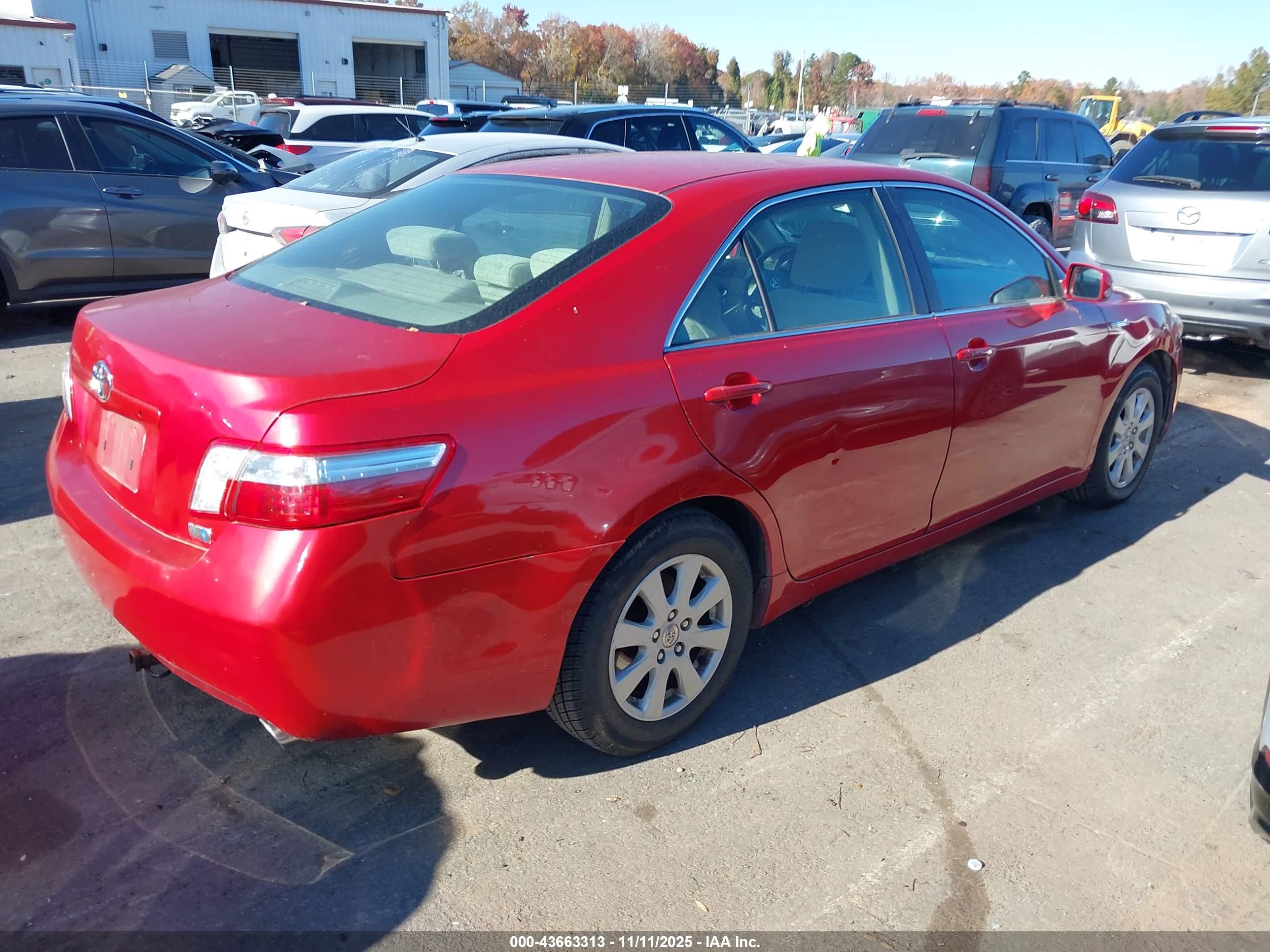 TOYOTA CAMRY image 4