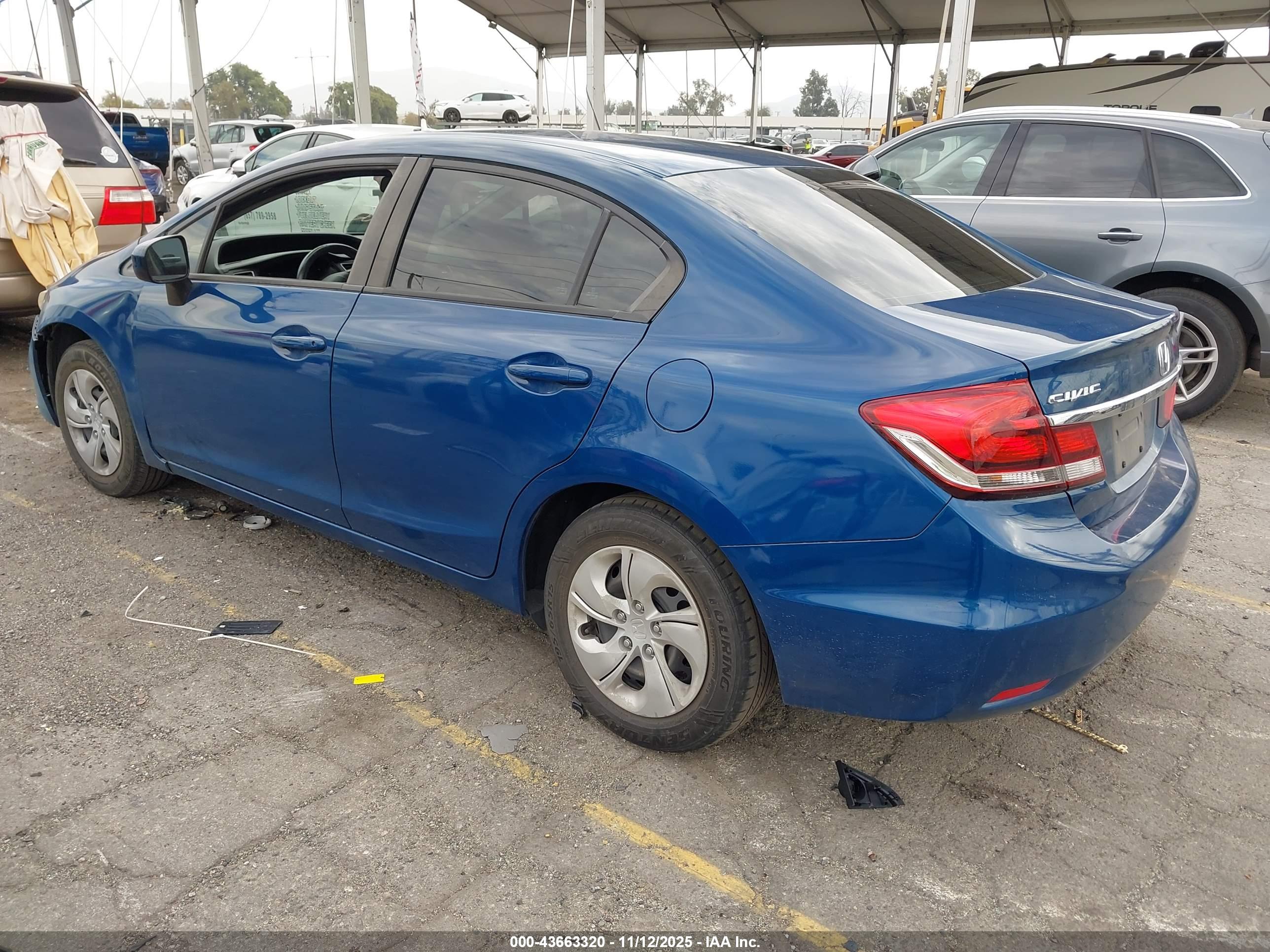 HONDA CIVIC image 3