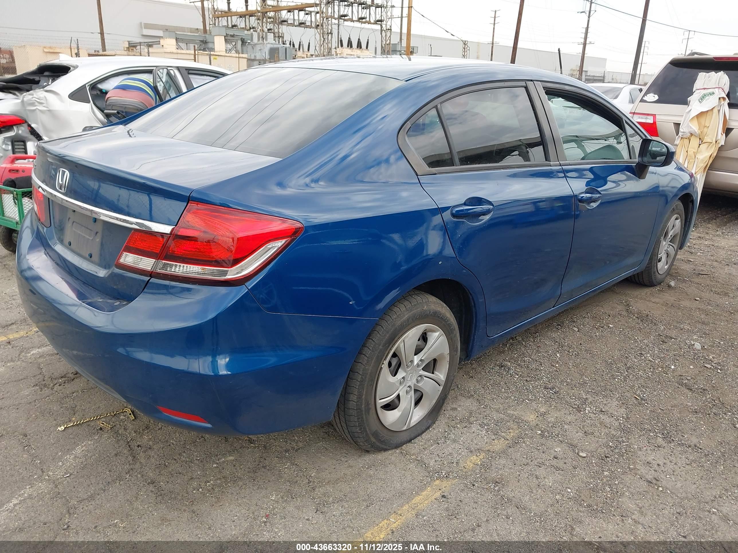 HONDA CIVIC image 4