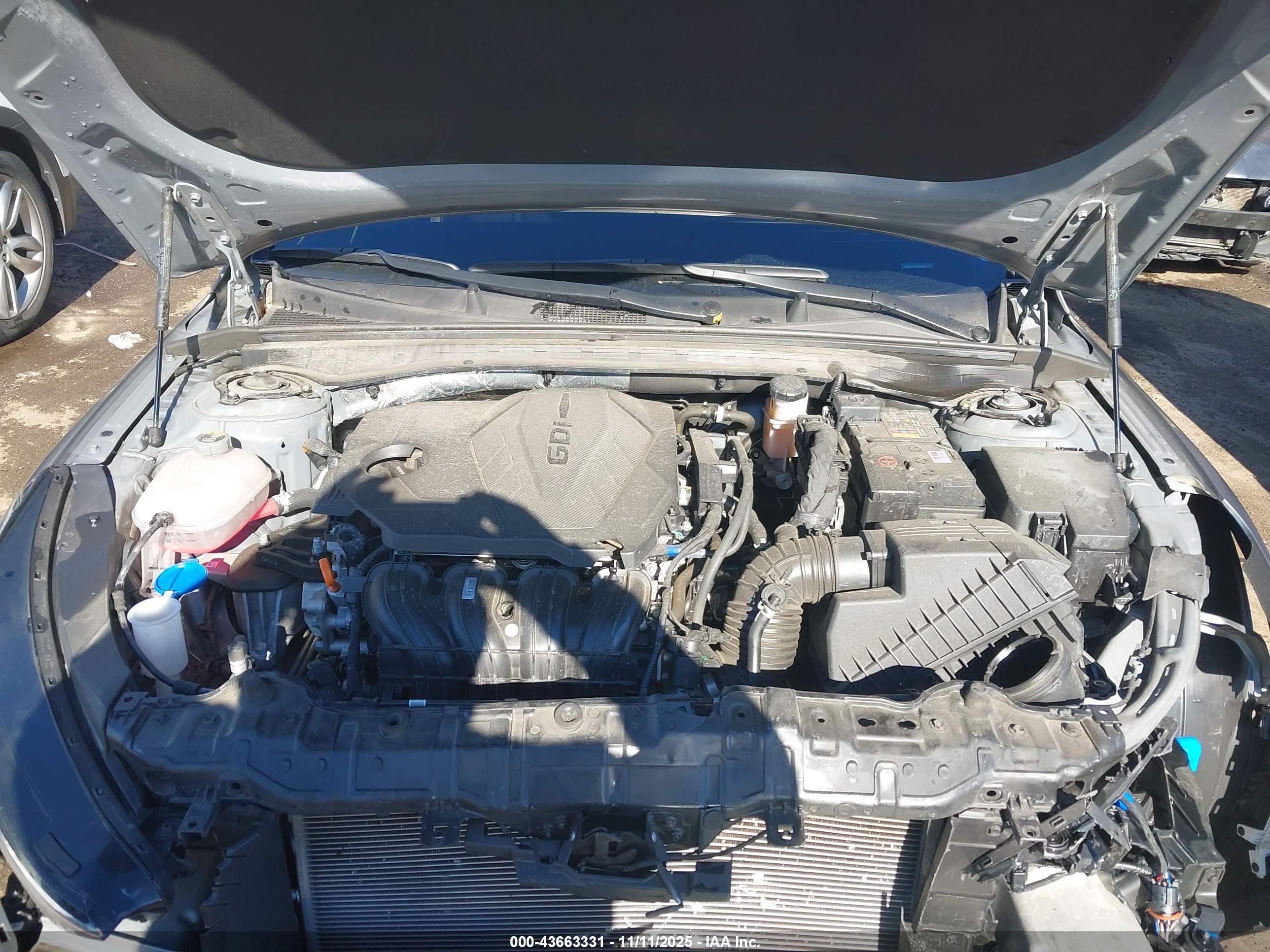 KIA K5 image 10