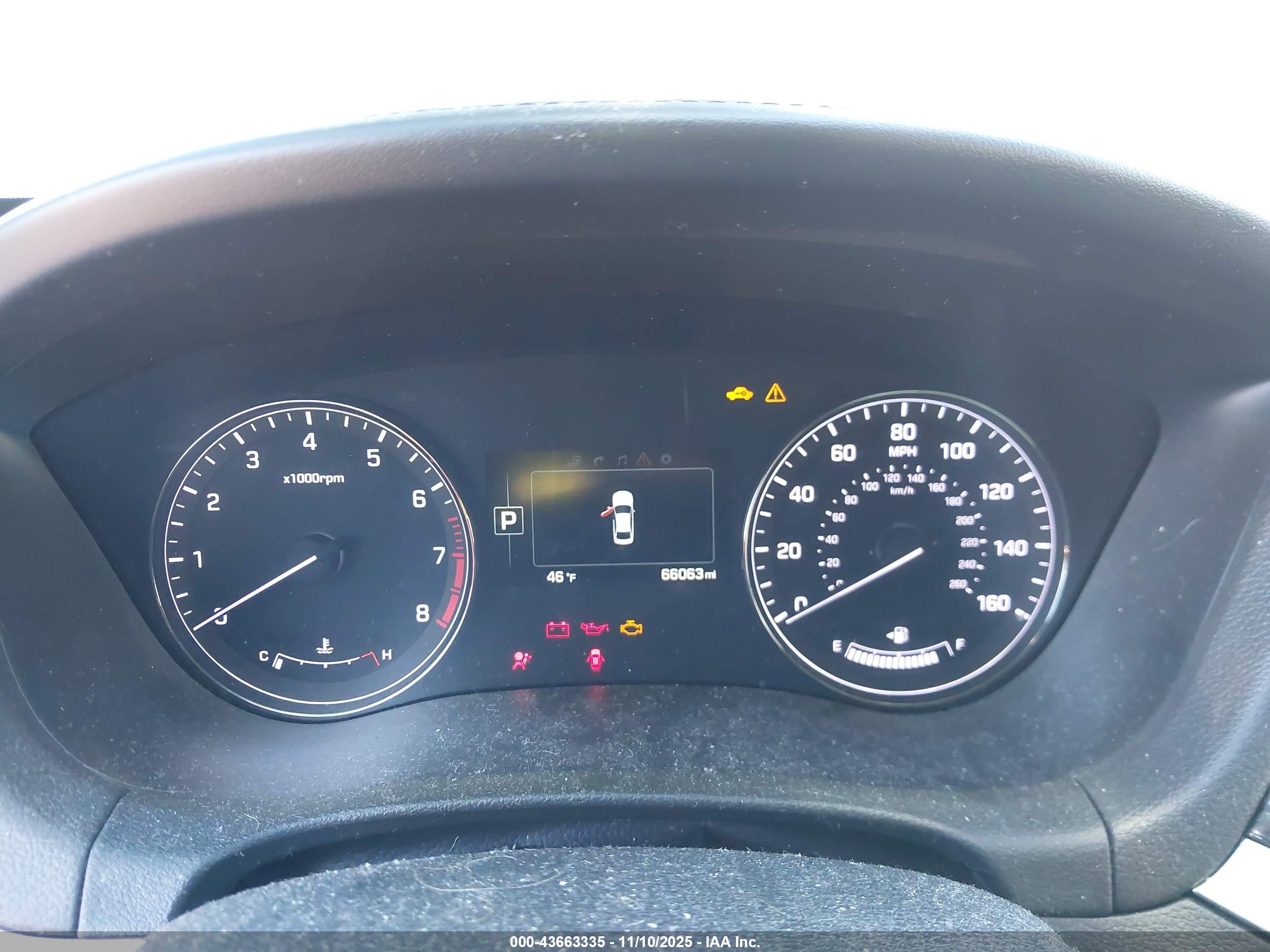 HYUNDAI GENESIS image 7