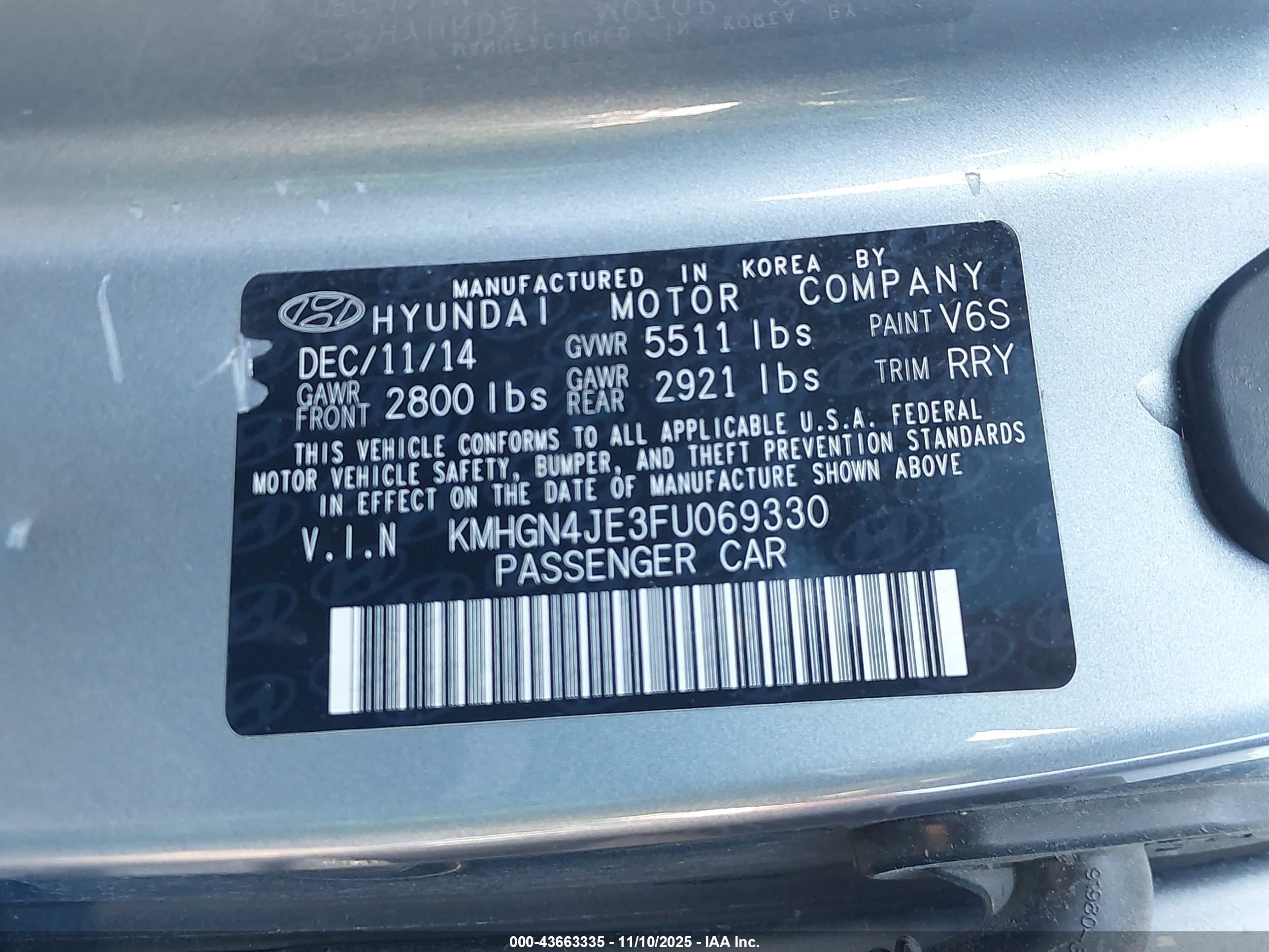 HYUNDAI GENESIS image 9