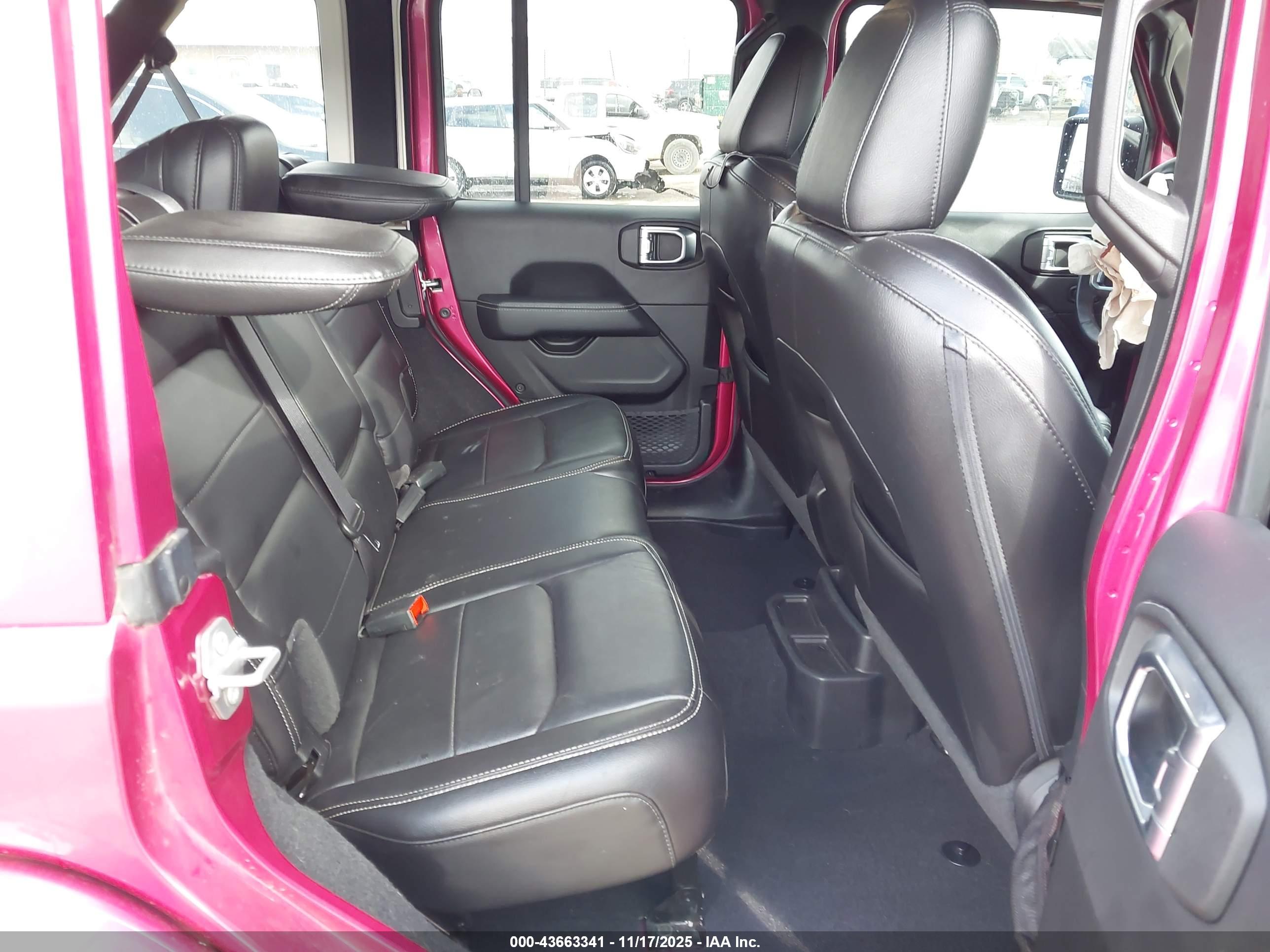 JEEP WRANGLER image 8