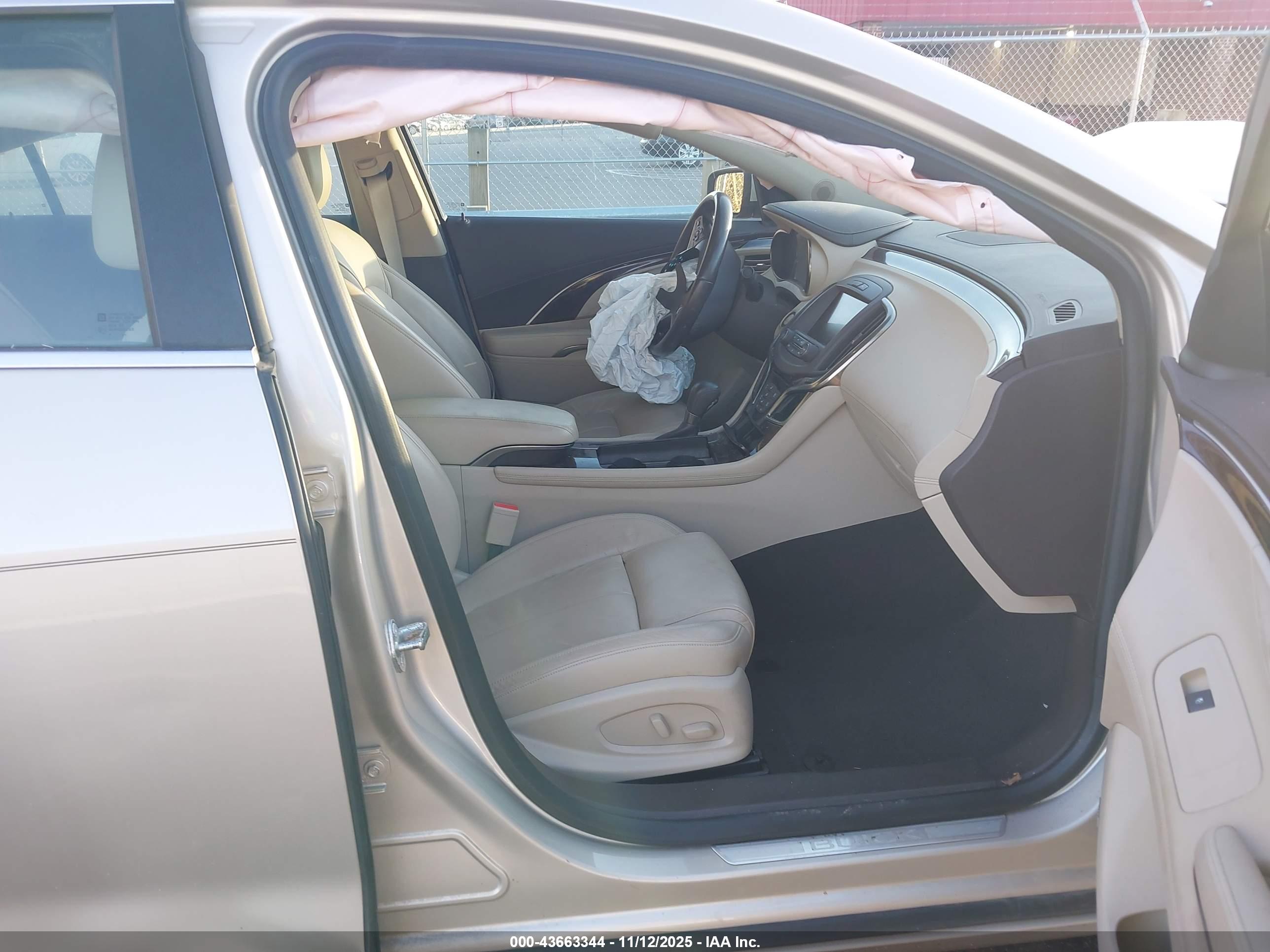 BUICK LACROSSE image 5