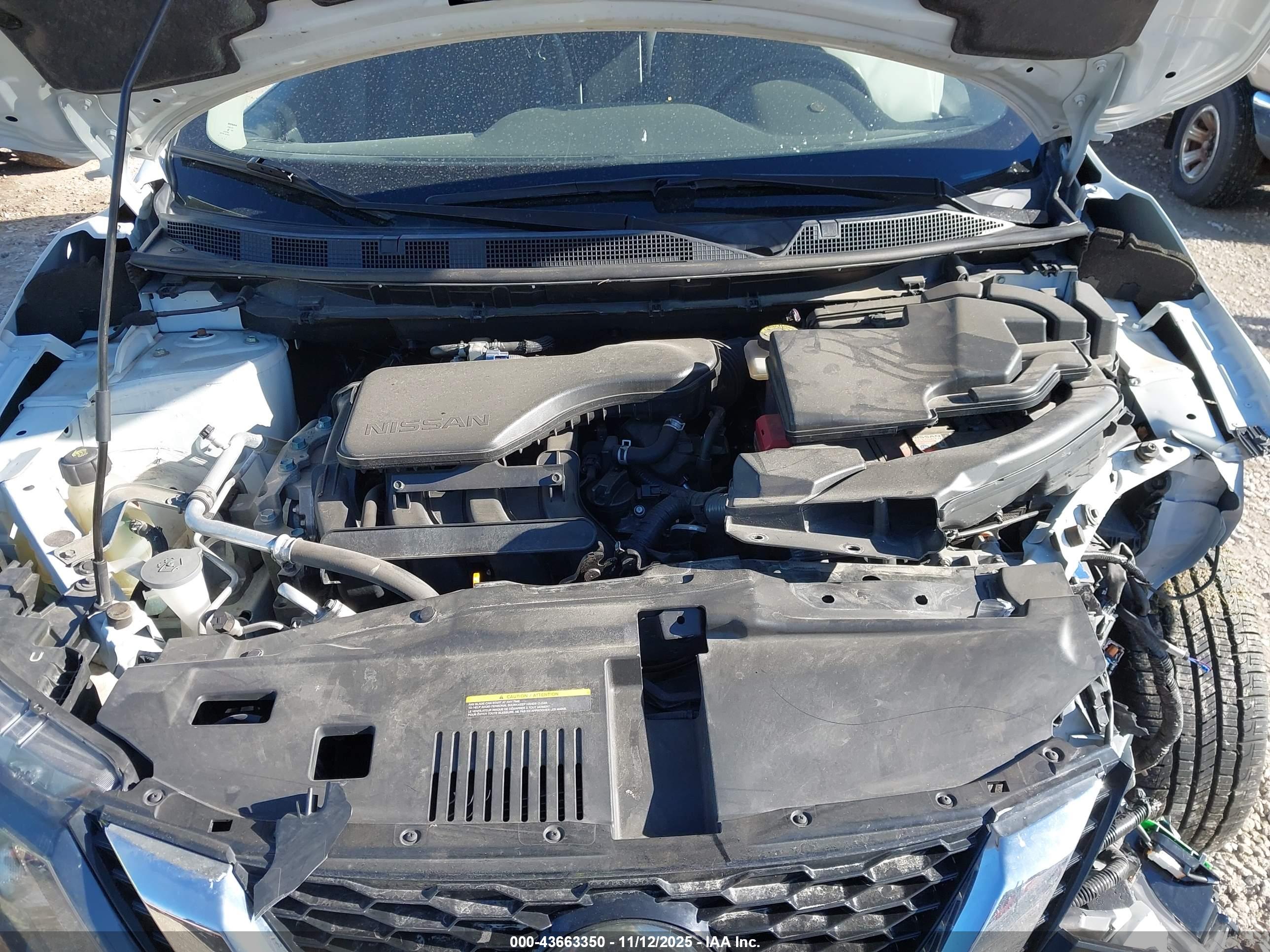 NISSAN ROGUE image 10