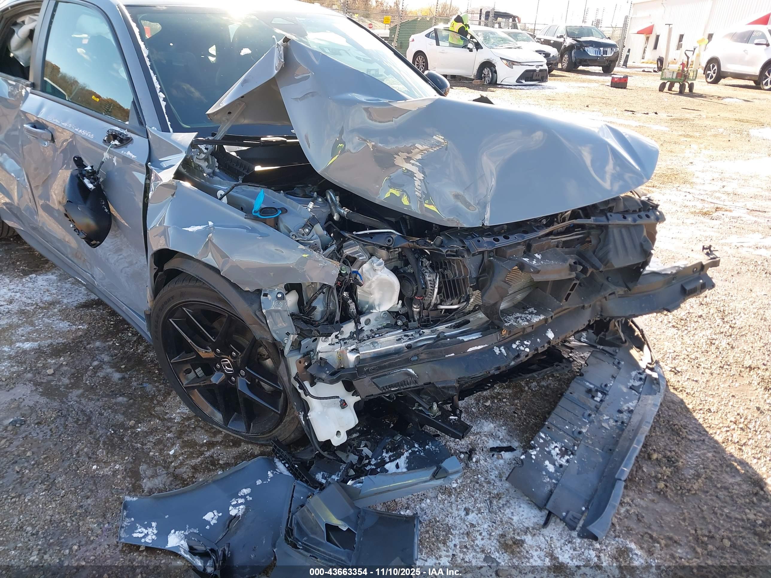 HONDA CIVIC image 6