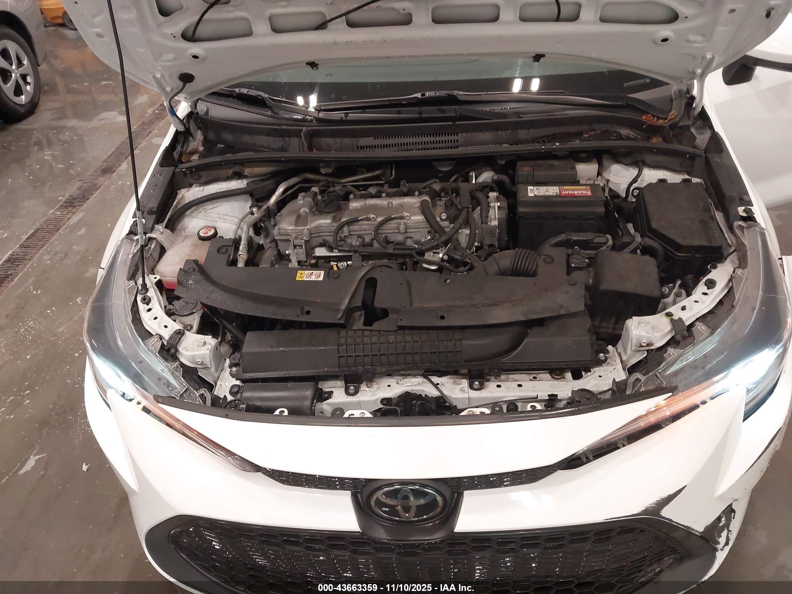 TOYOTA COROLLA image 10