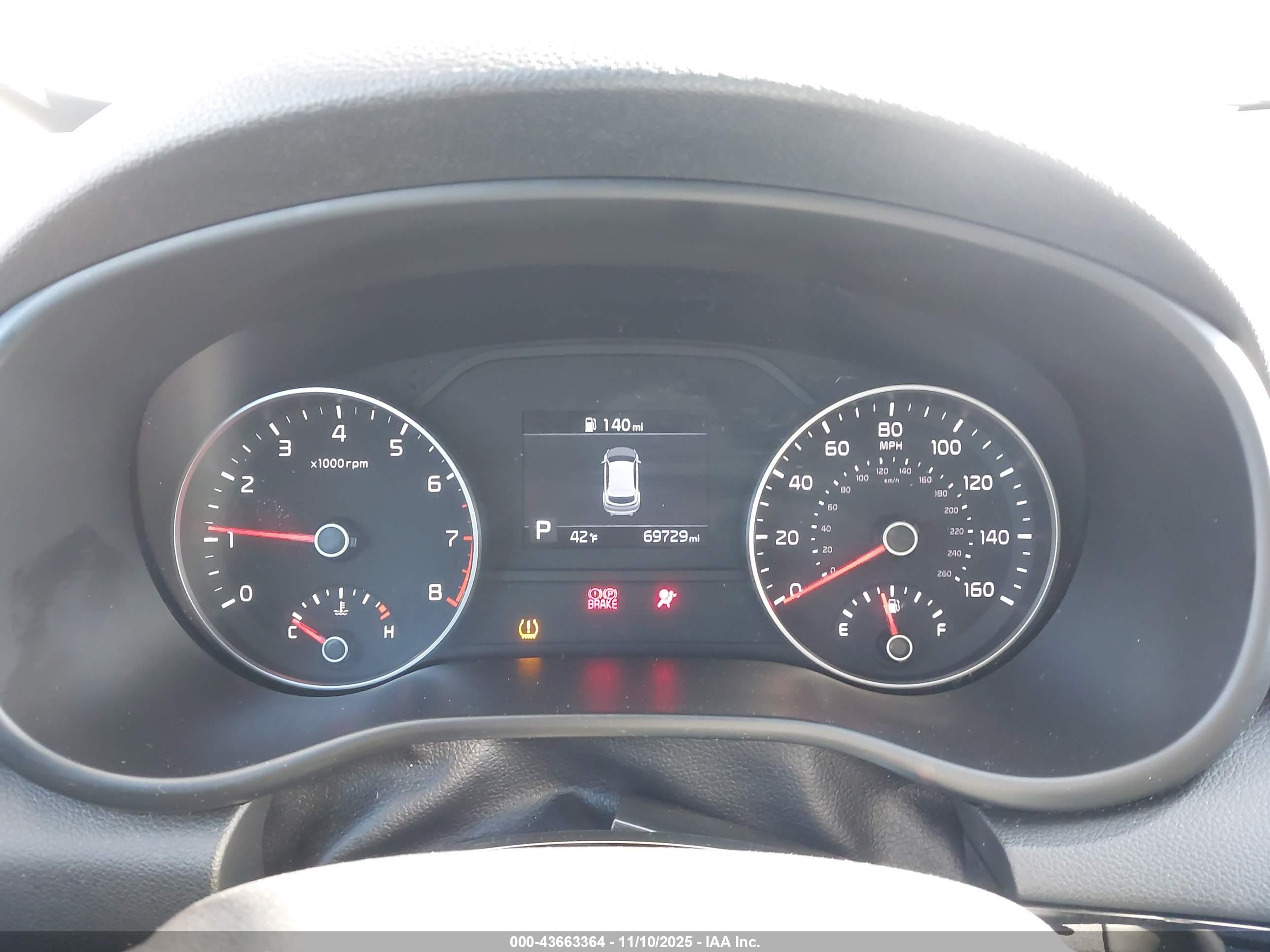 KIA SPORTAGE image 7