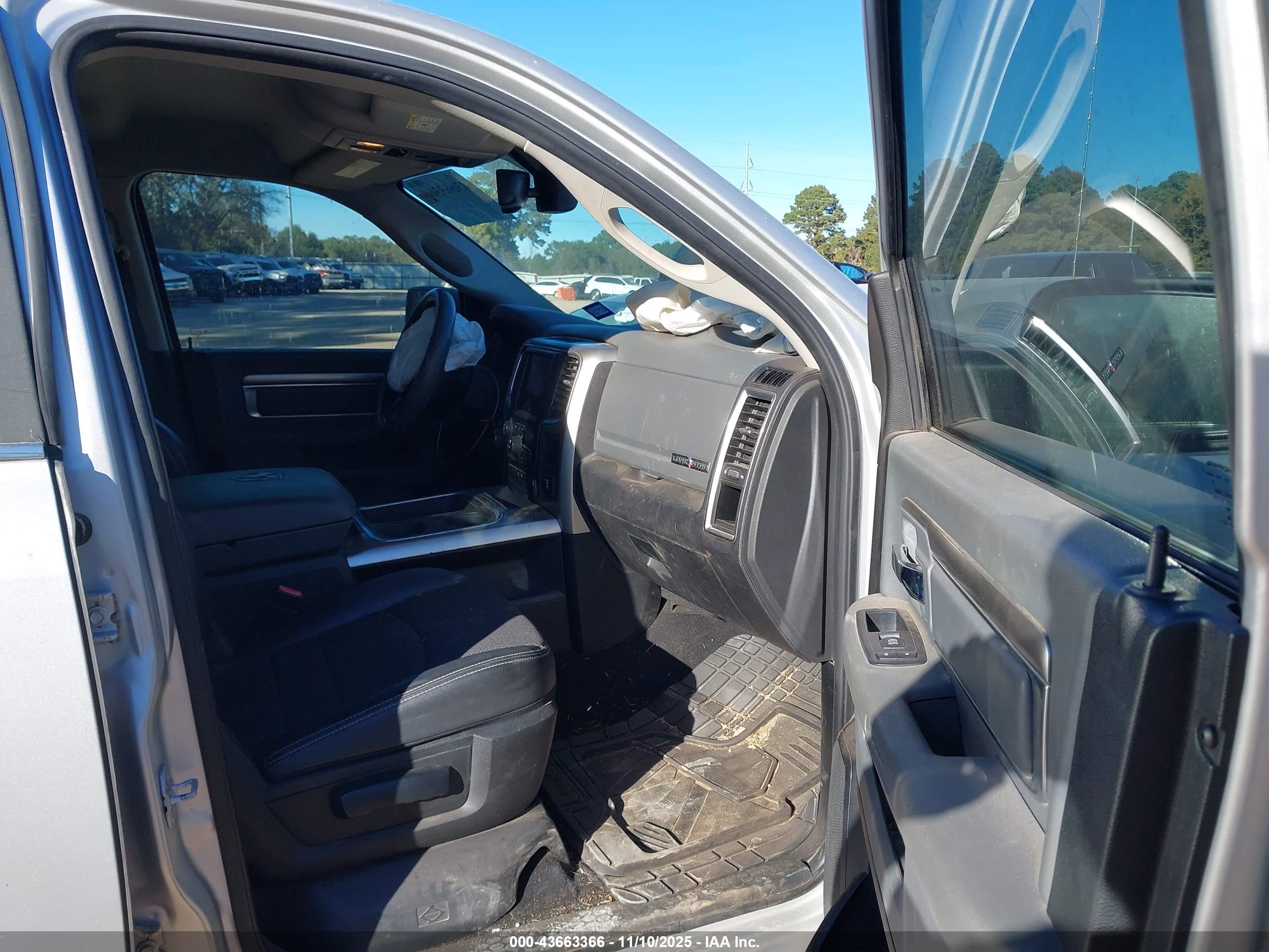 RAM 1500 image 5