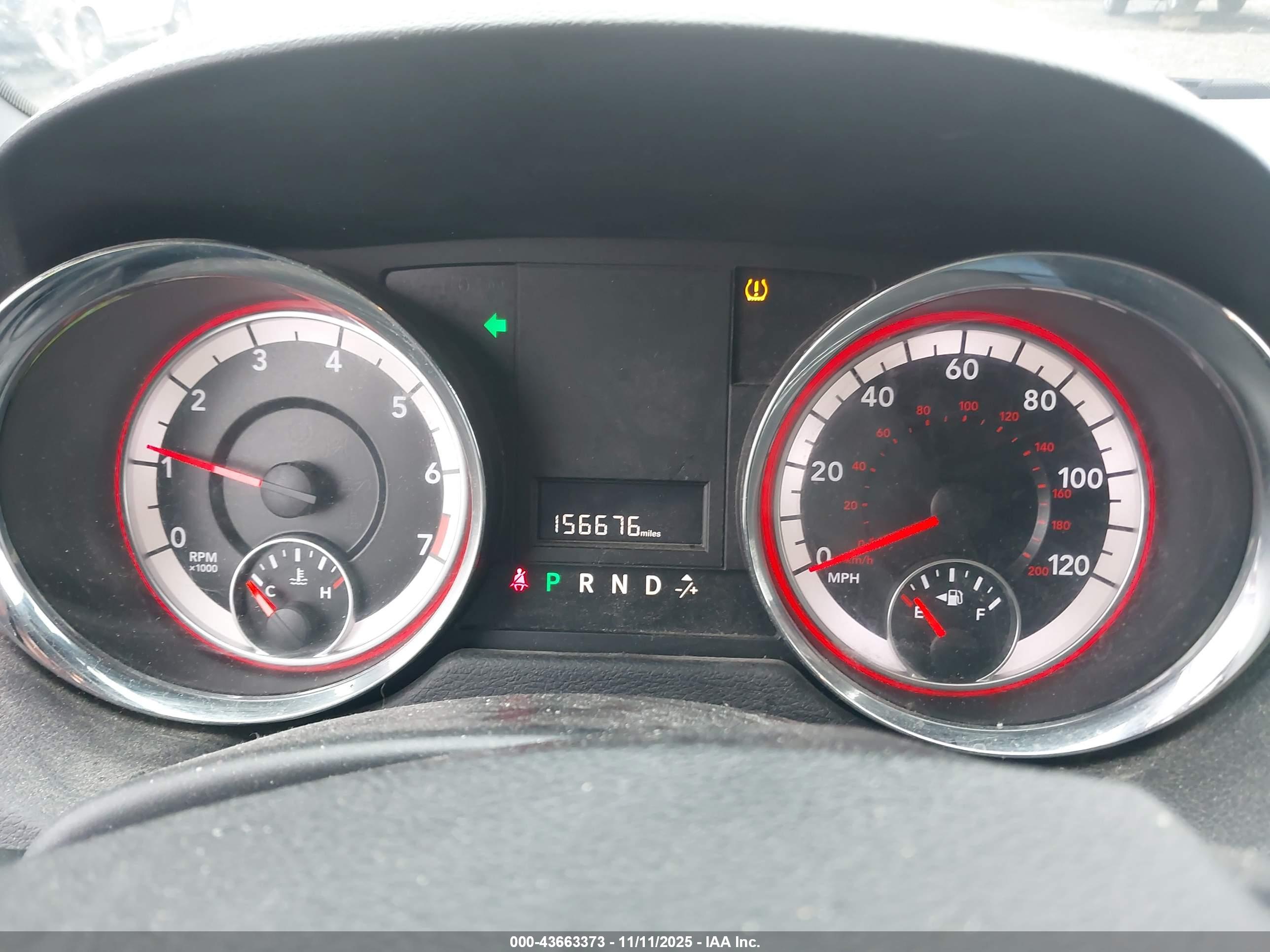 DODGE GRAND image 7