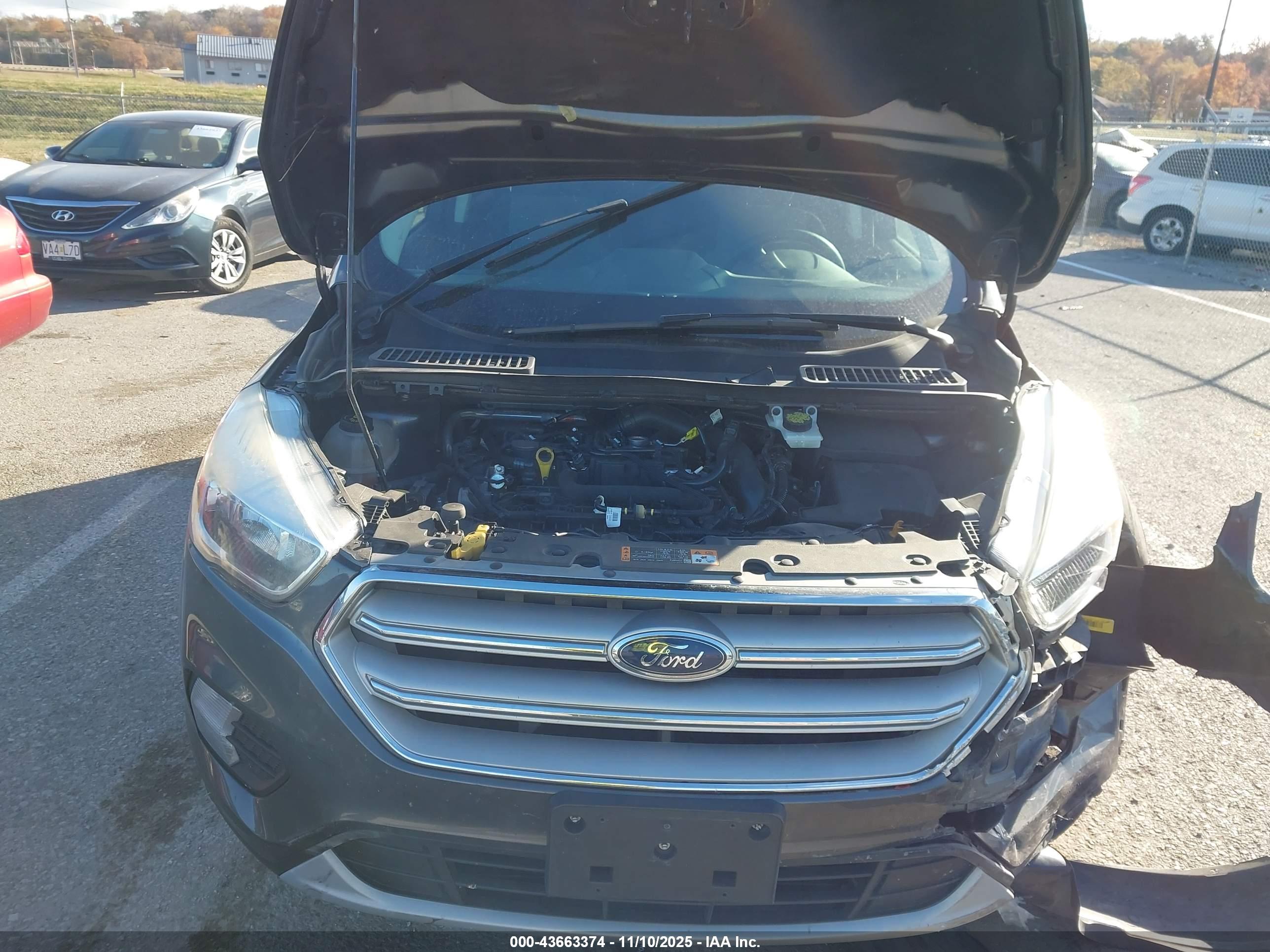 FORD ESCAPE image 10