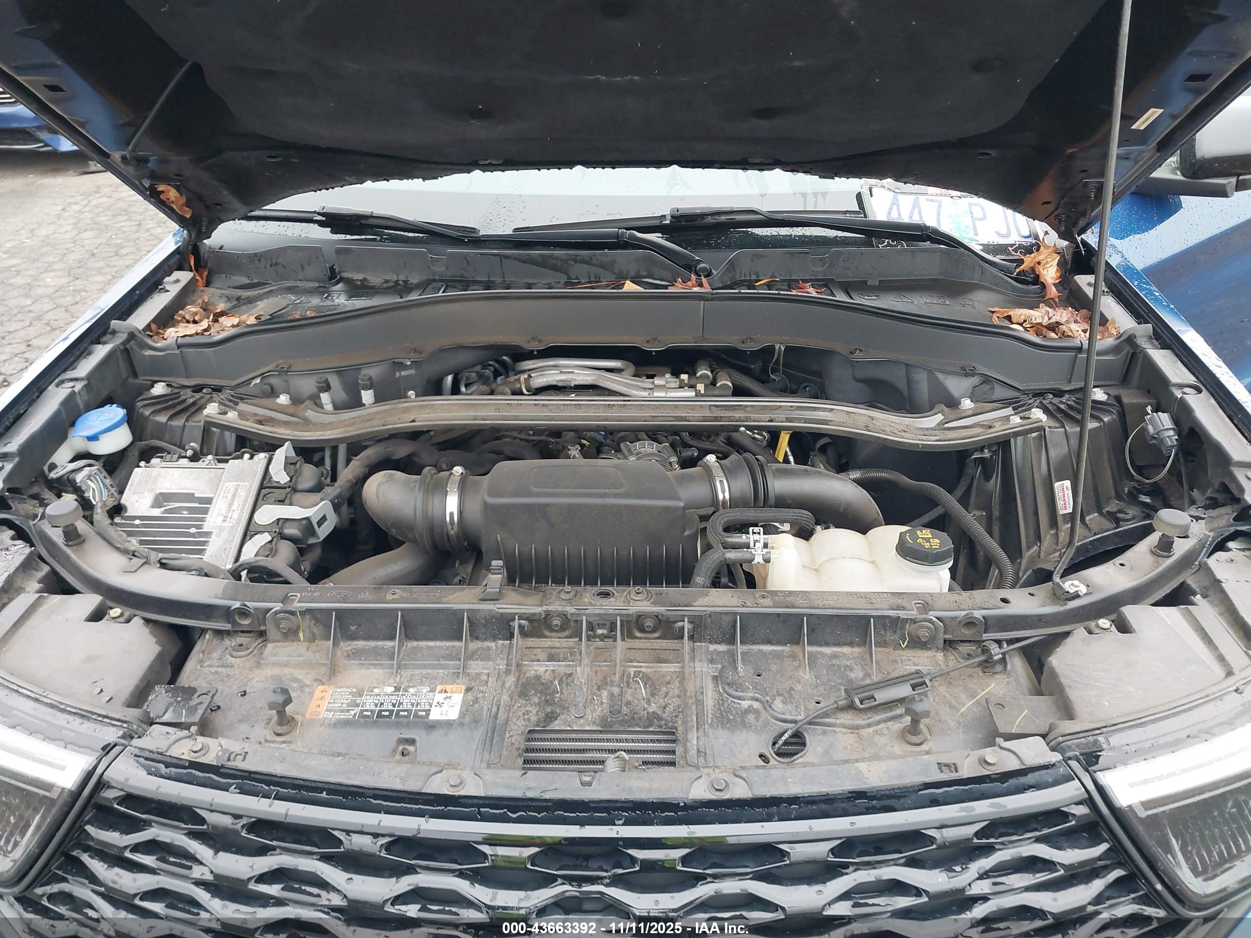 FORD EXPLORER image 10