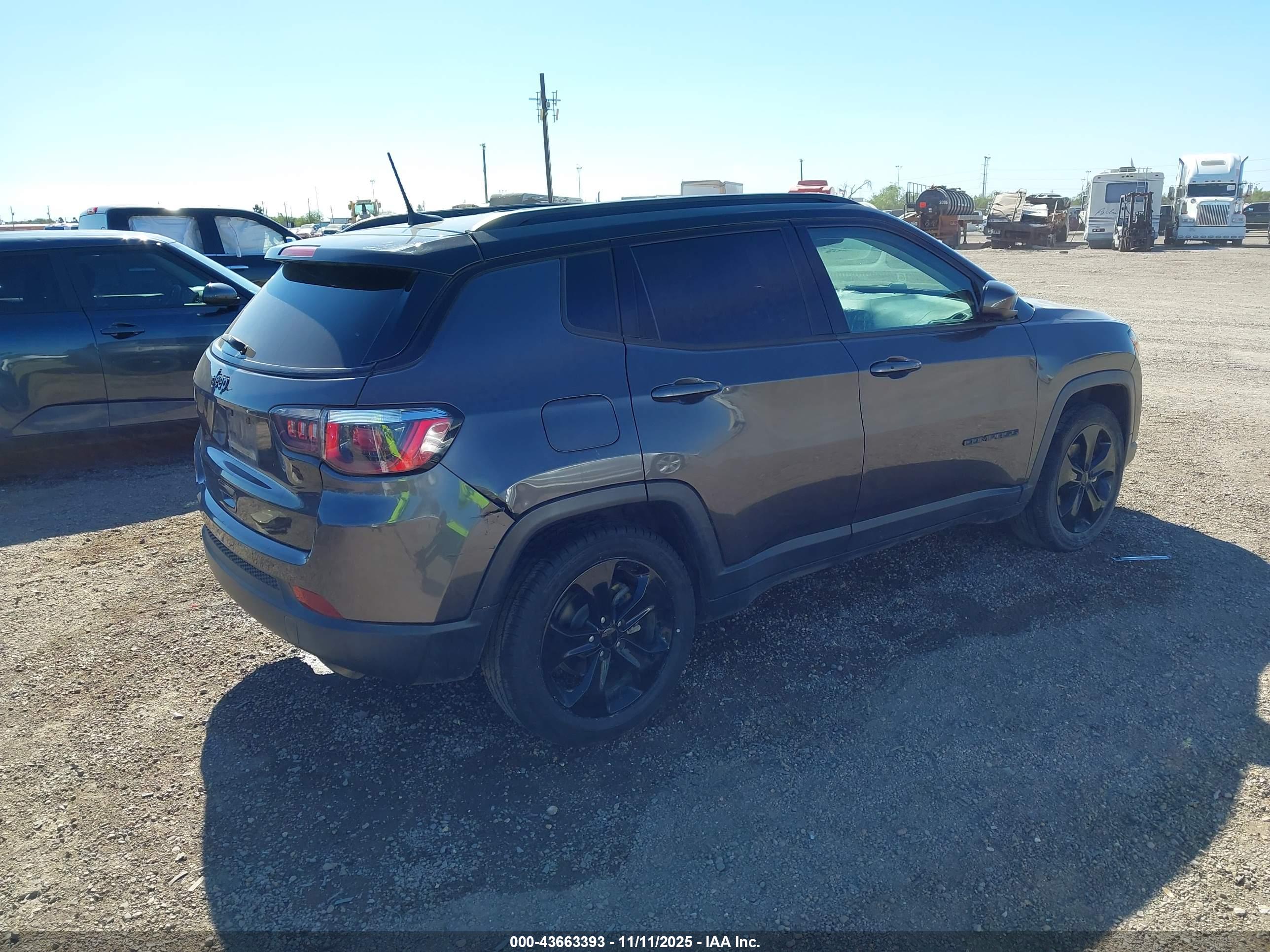 JEEP COMPASS image 4