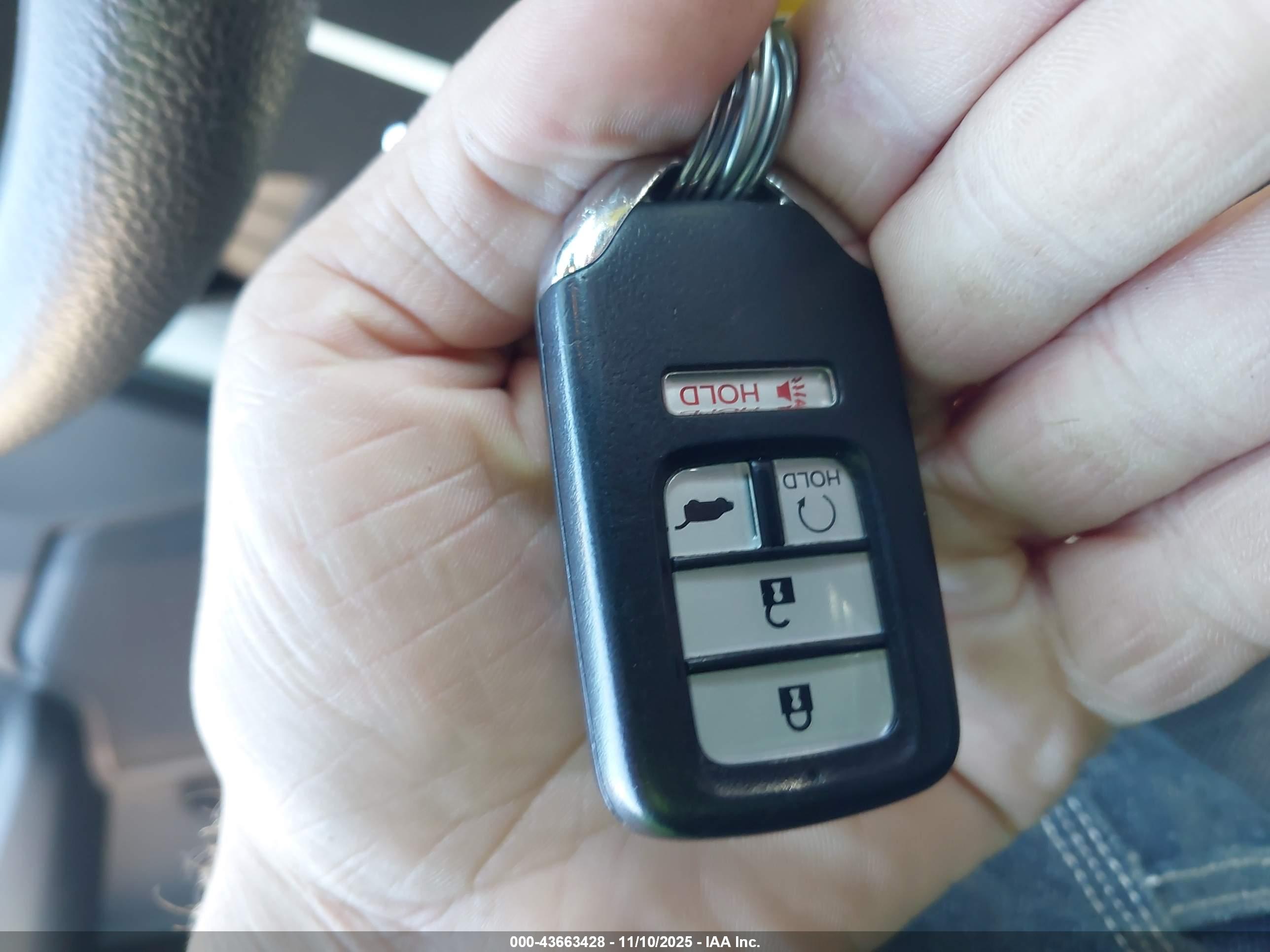 HONDA CR-V image 11