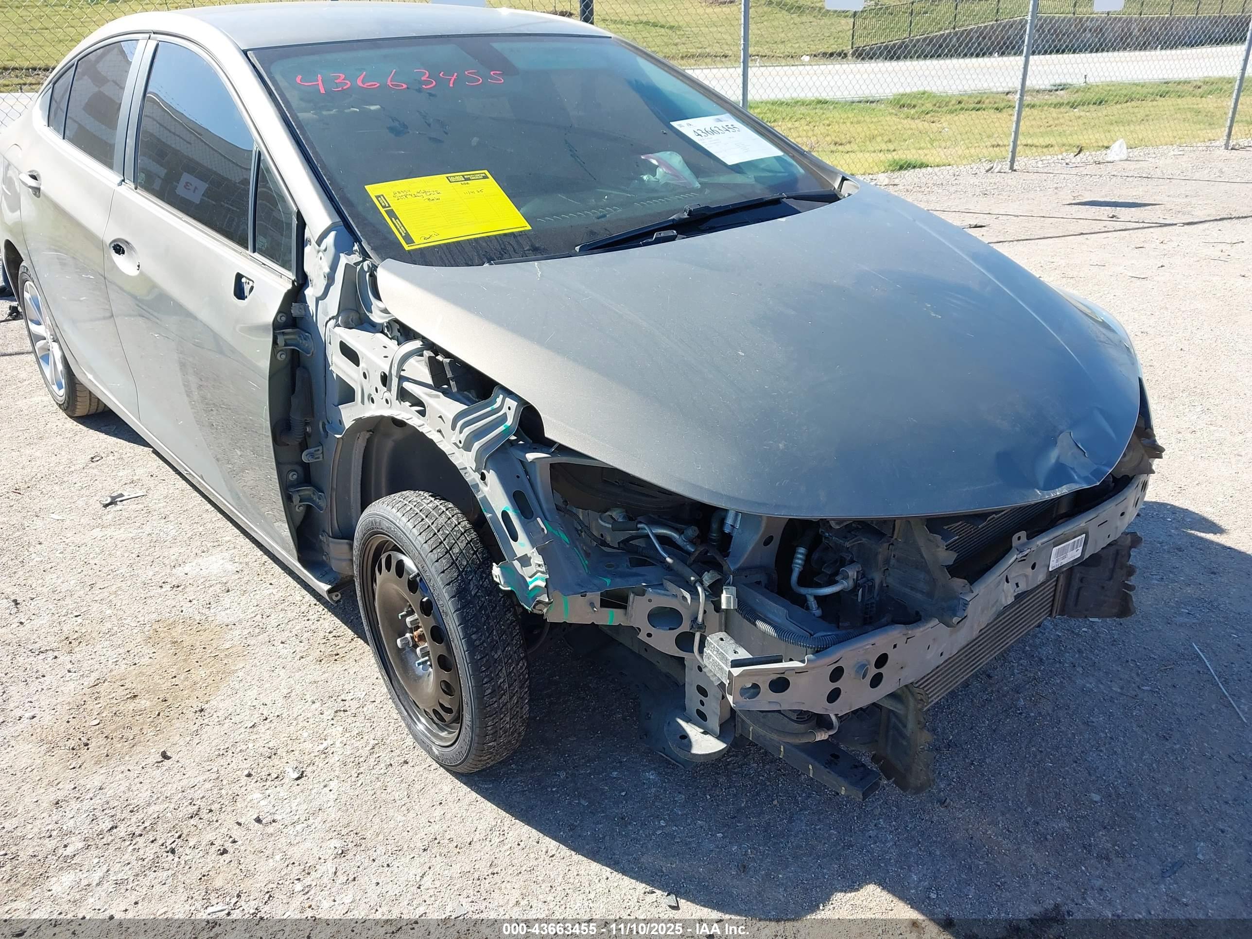 CHEVROLET CRUZE image 6