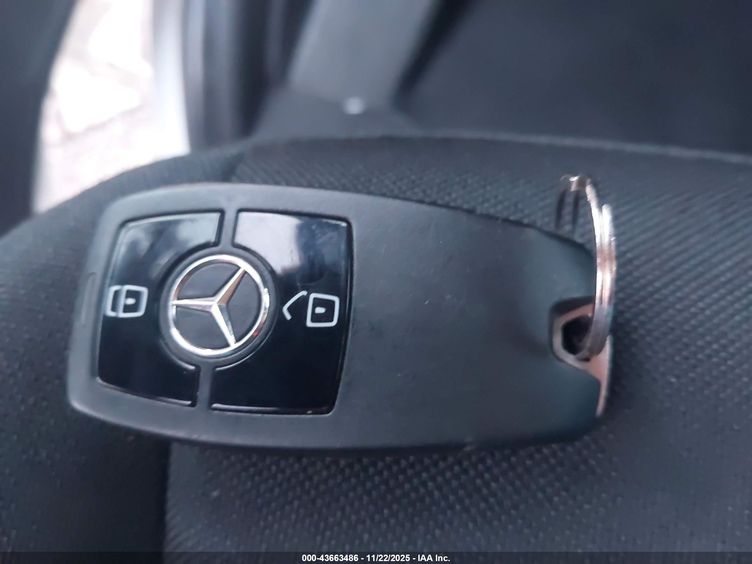 MERCEDES-BENZ SPRINTER image 11