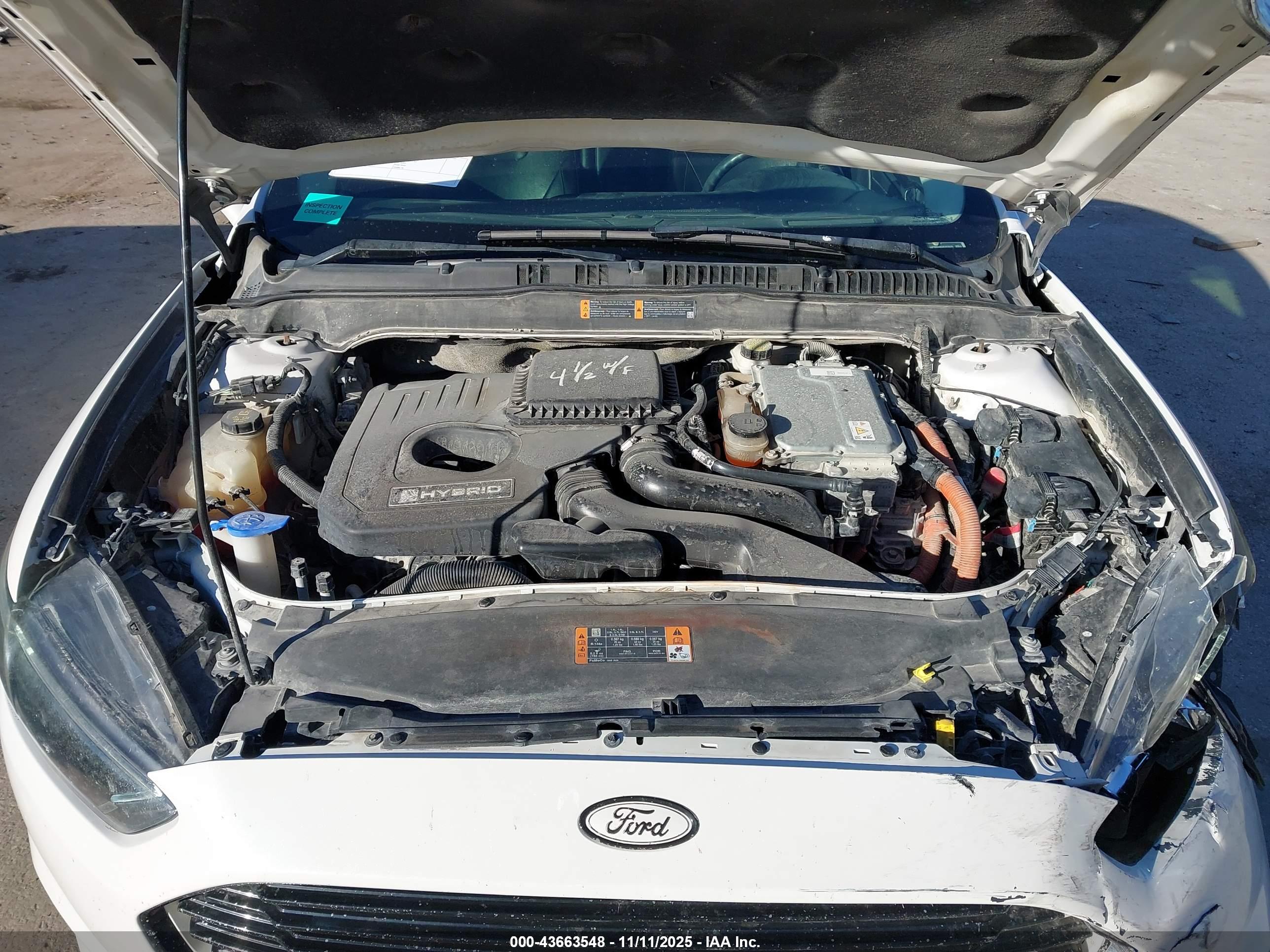 FORD FUSION image 10