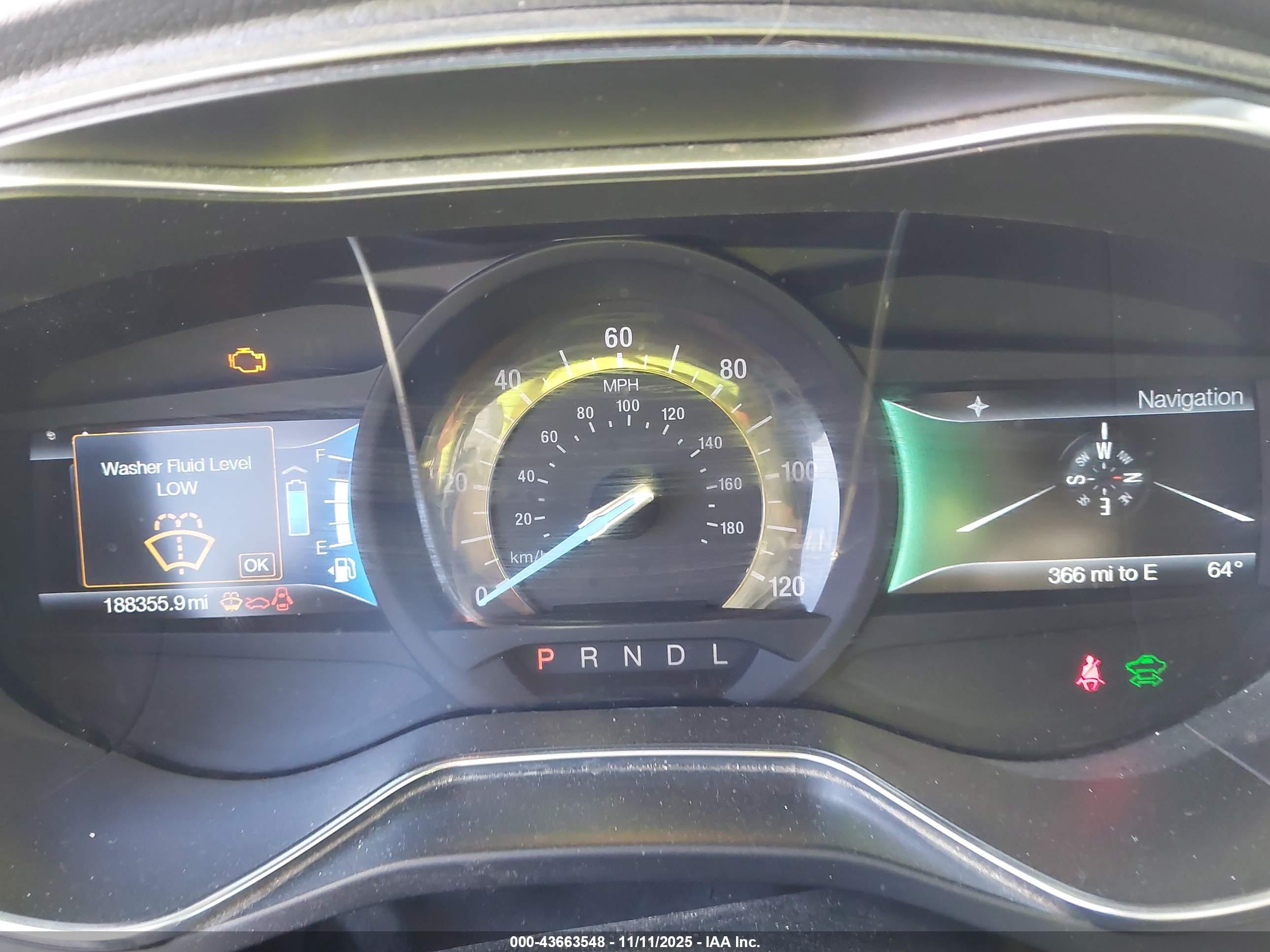 FORD FUSION image 7
