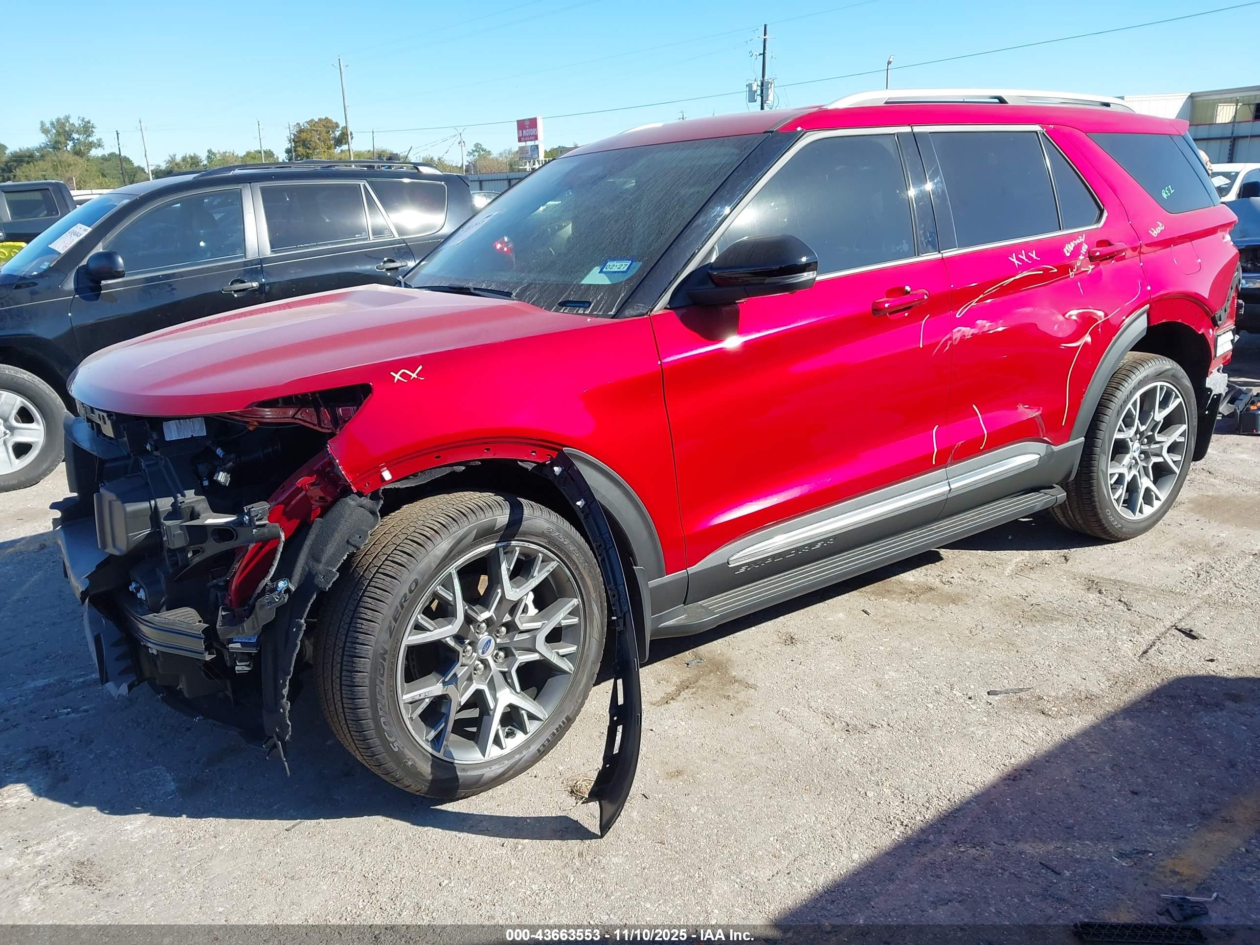 FORD EXPLORER image 2