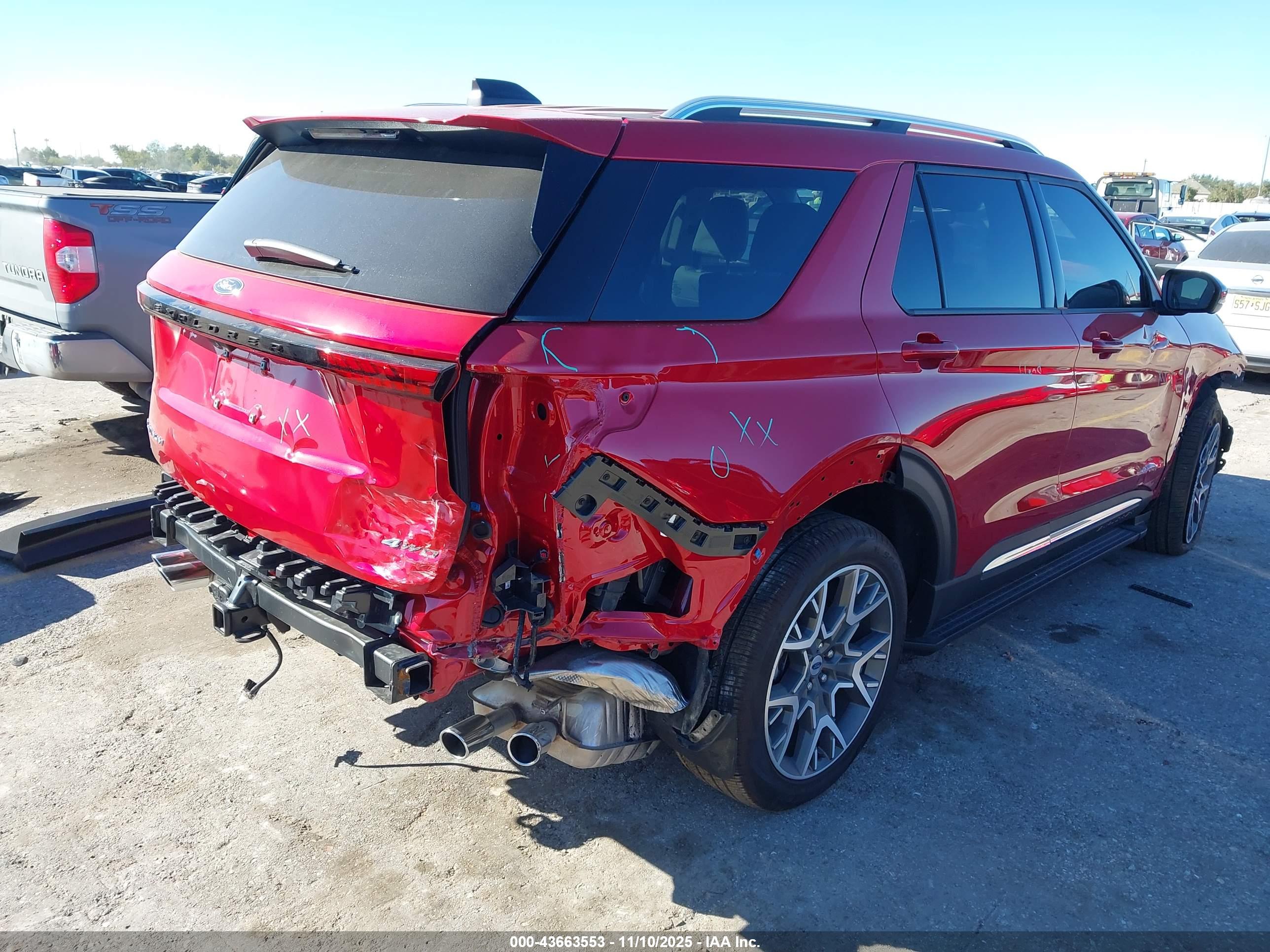 FORD EXPLORER image 4