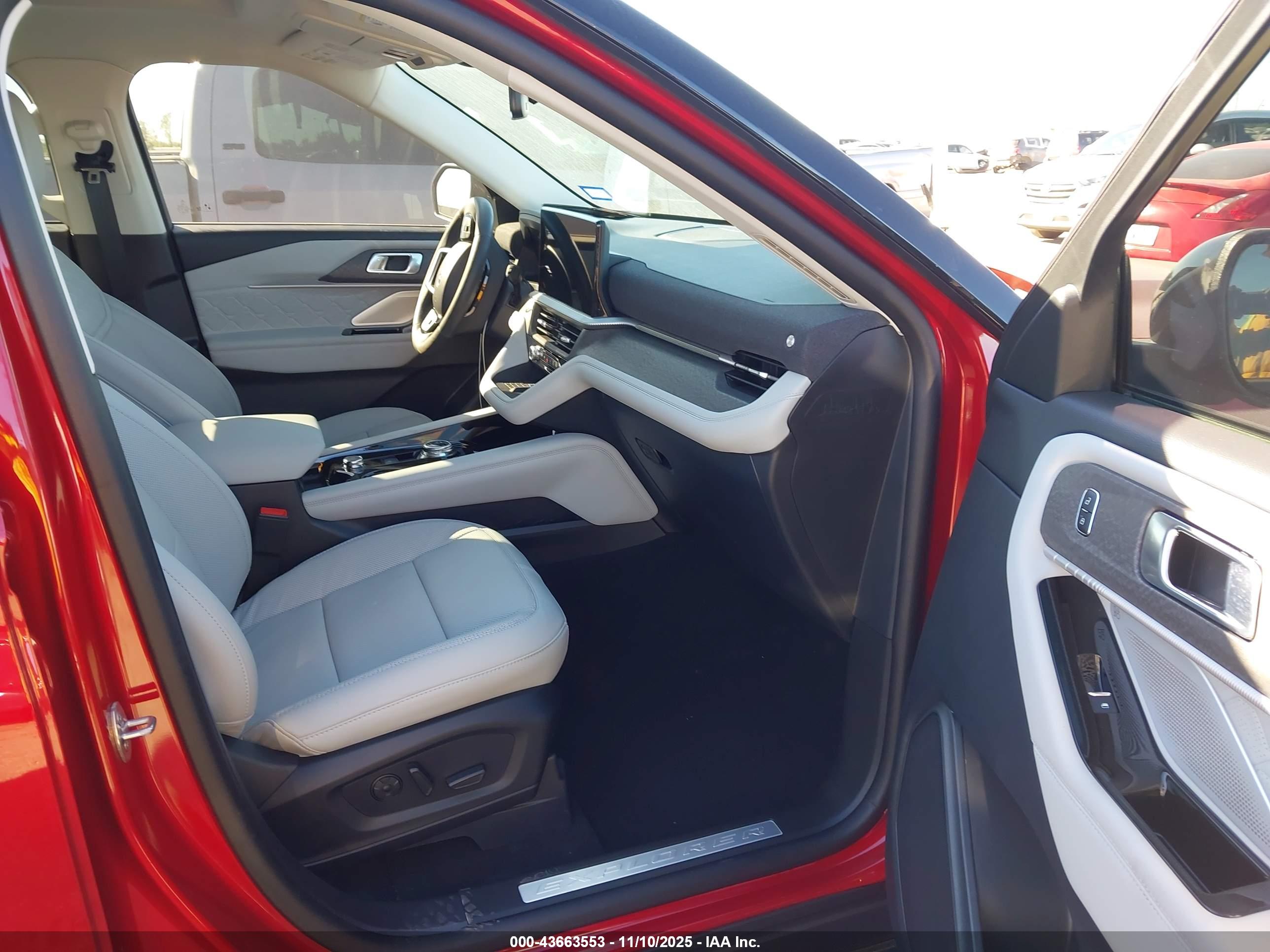 FORD EXPLORER image 5