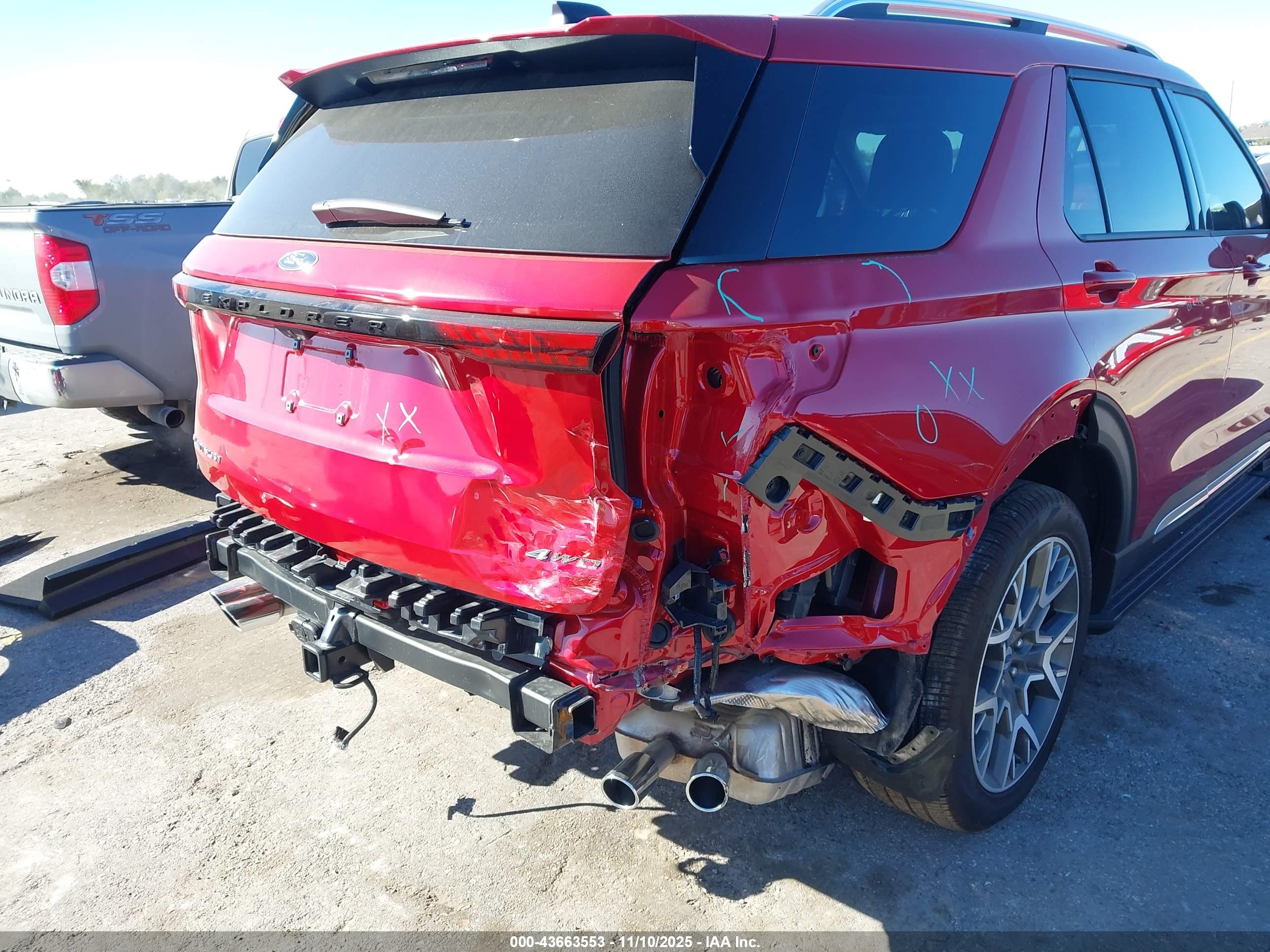FORD EXPLORER image 6