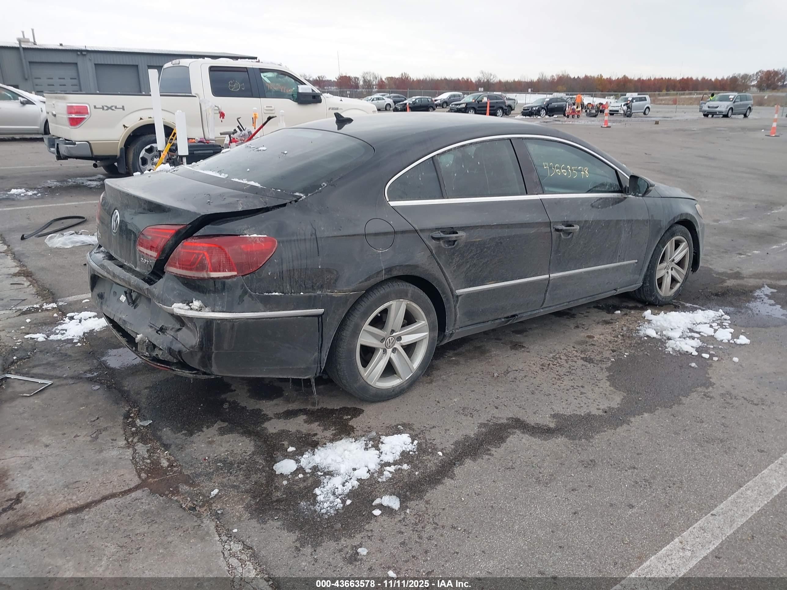 VOLKSWAGEN CC image 4