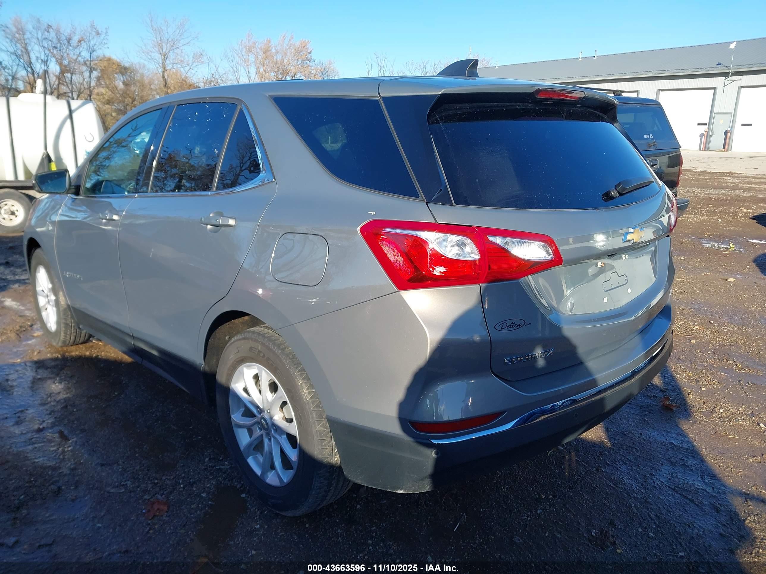 CHEVROLET EQUINOX image 3