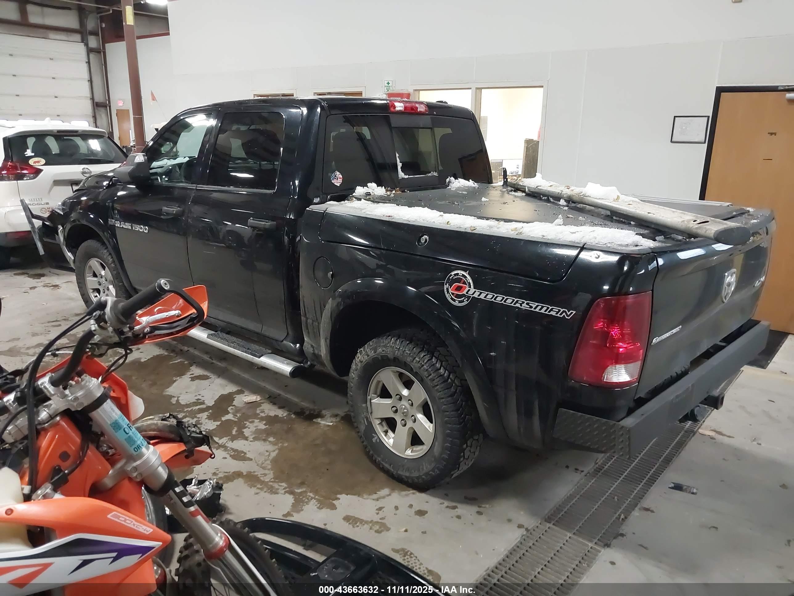 RAM 1500 image 3