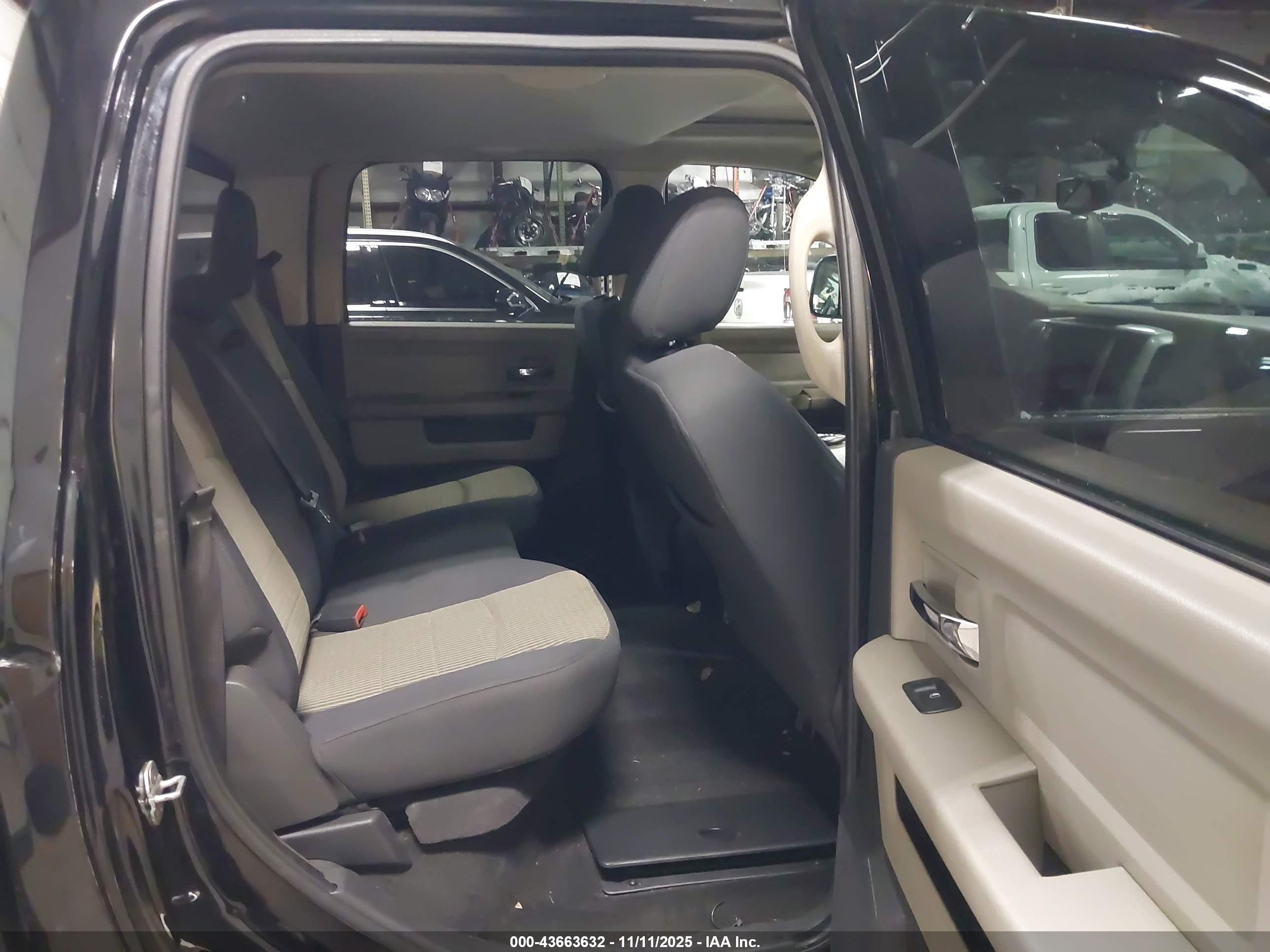 RAM 1500 image 8