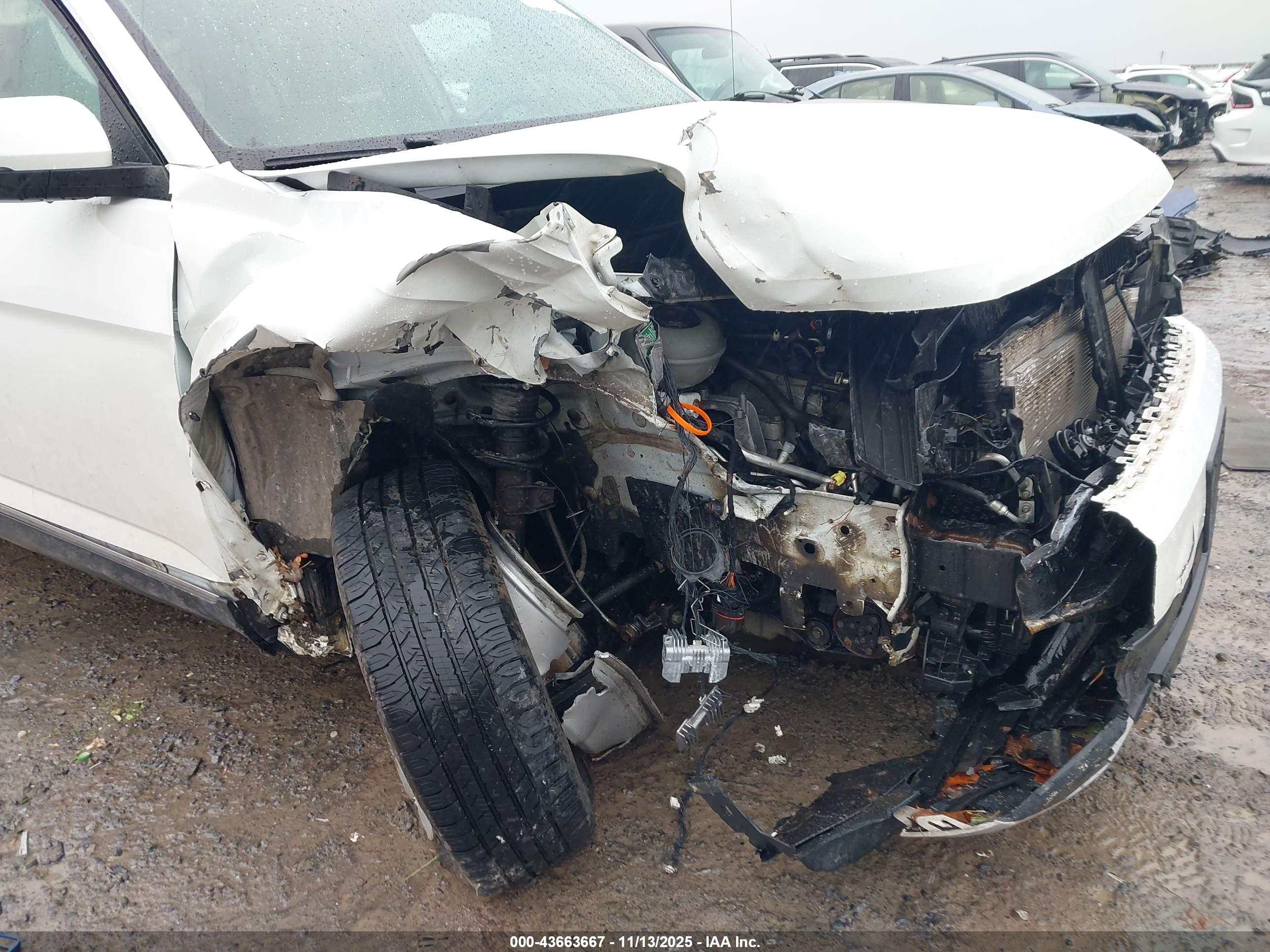 VOLKSWAGEN ATLAS image 6