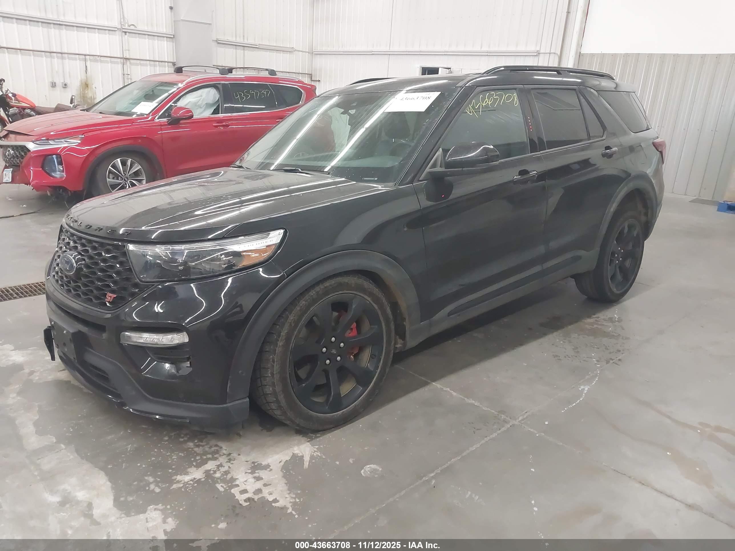 FORD EXPLORER image 2