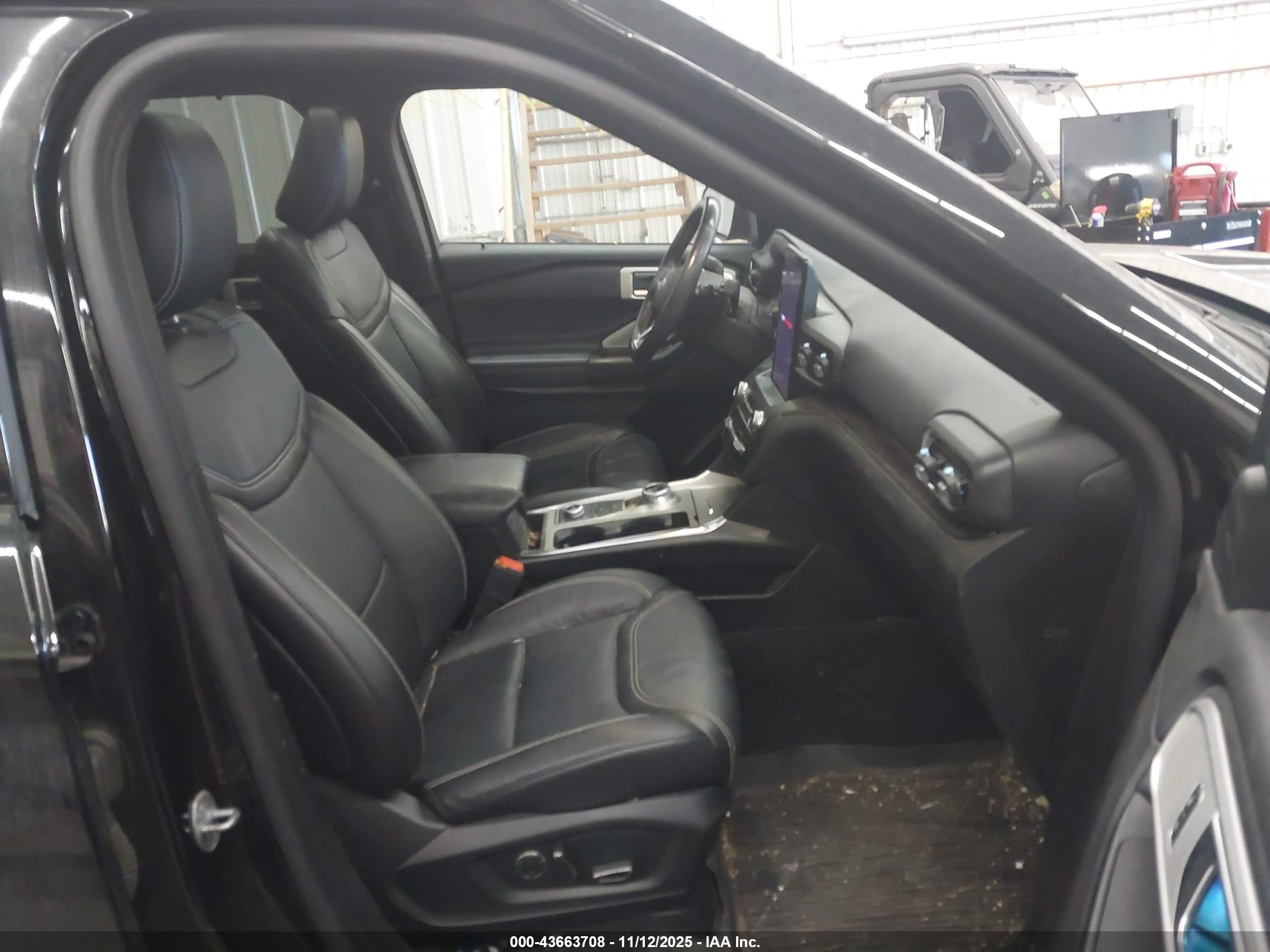 FORD EXPLORER image 5