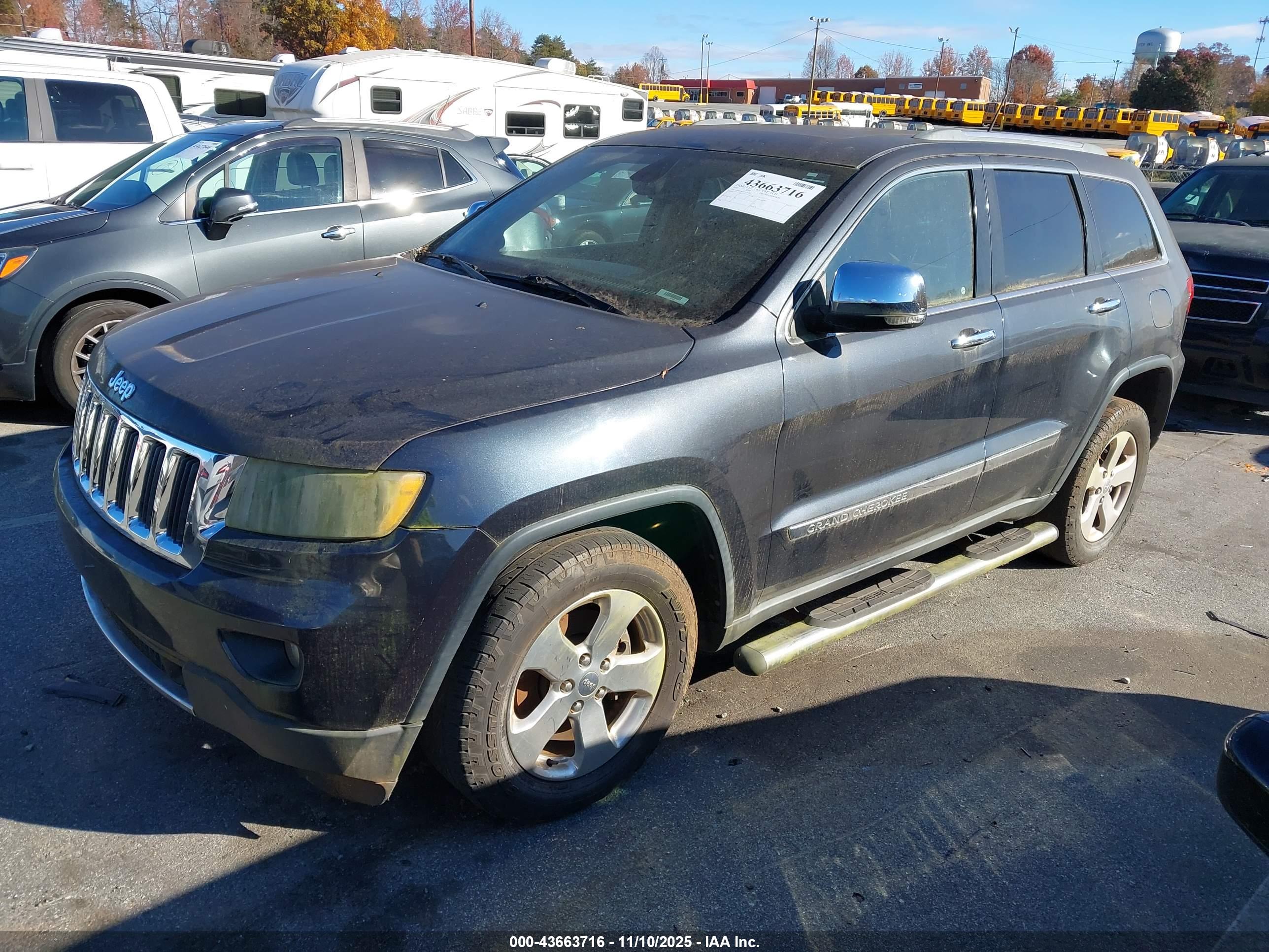 JEEP GRAND image 2