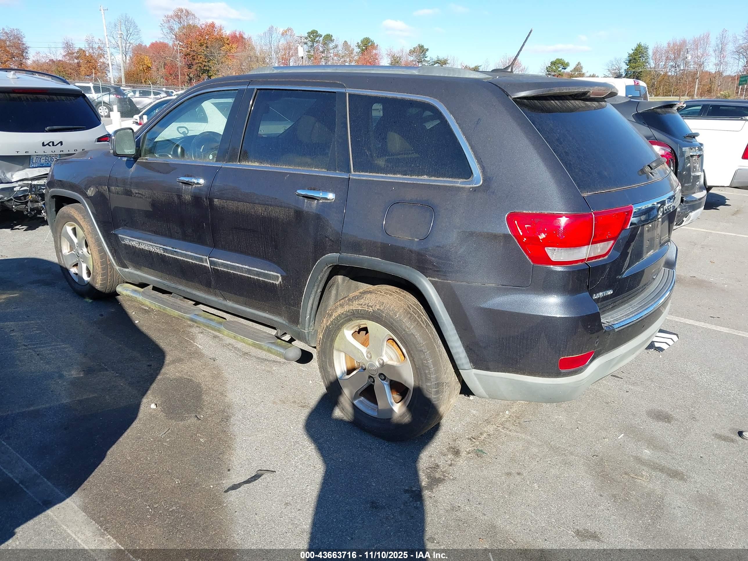 JEEP GRAND image 3