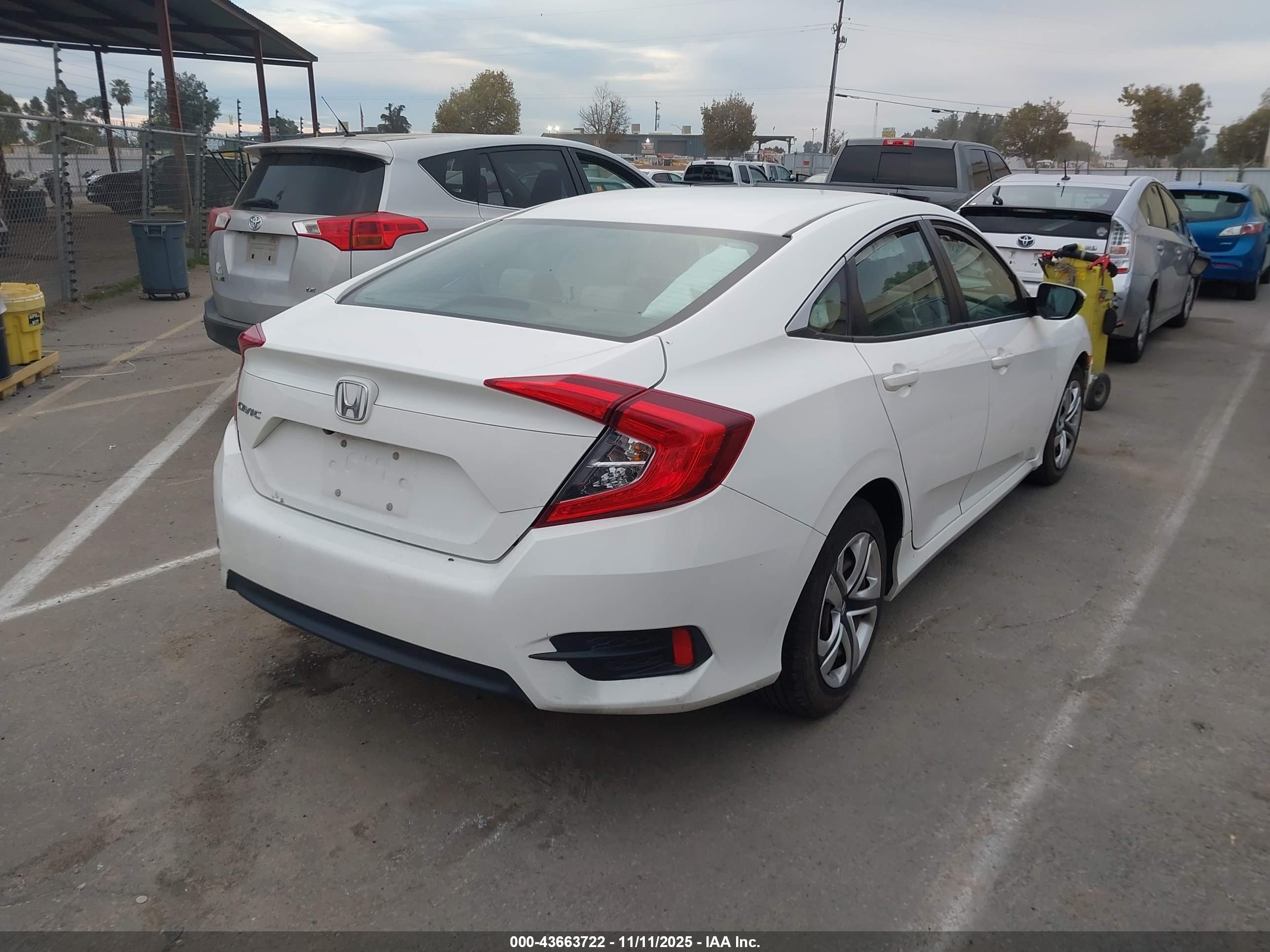 HONDA CIVIC image 4