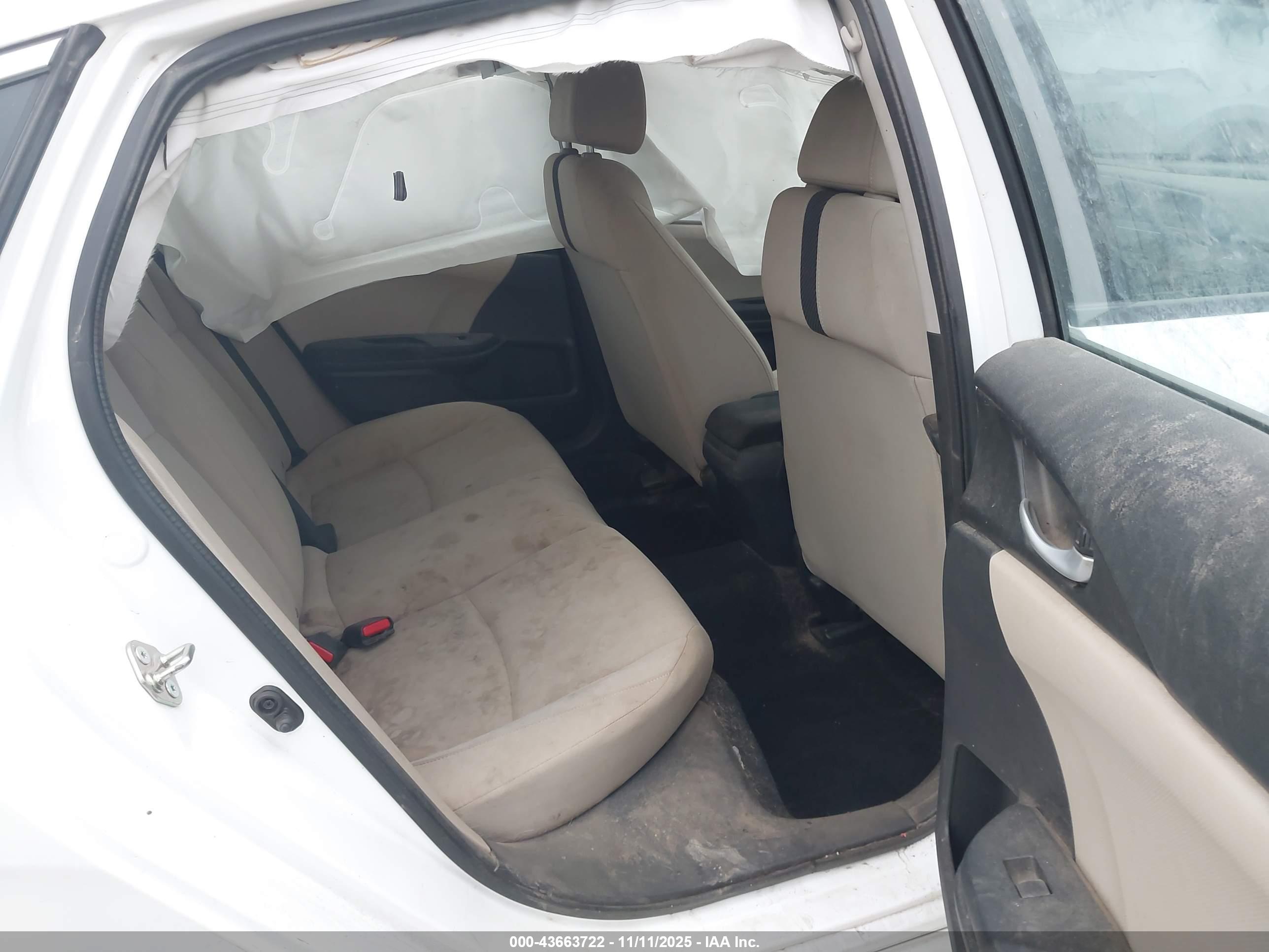 HONDA CIVIC image 8