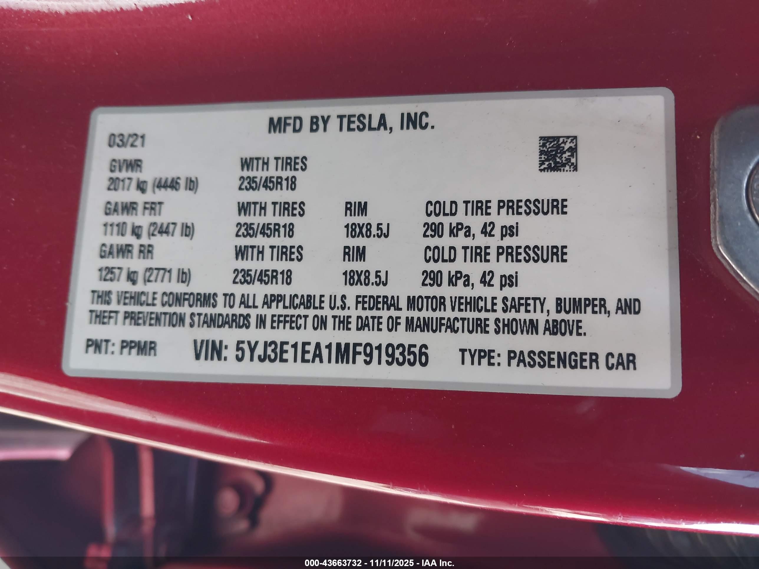 TESLA MODEL image 9
