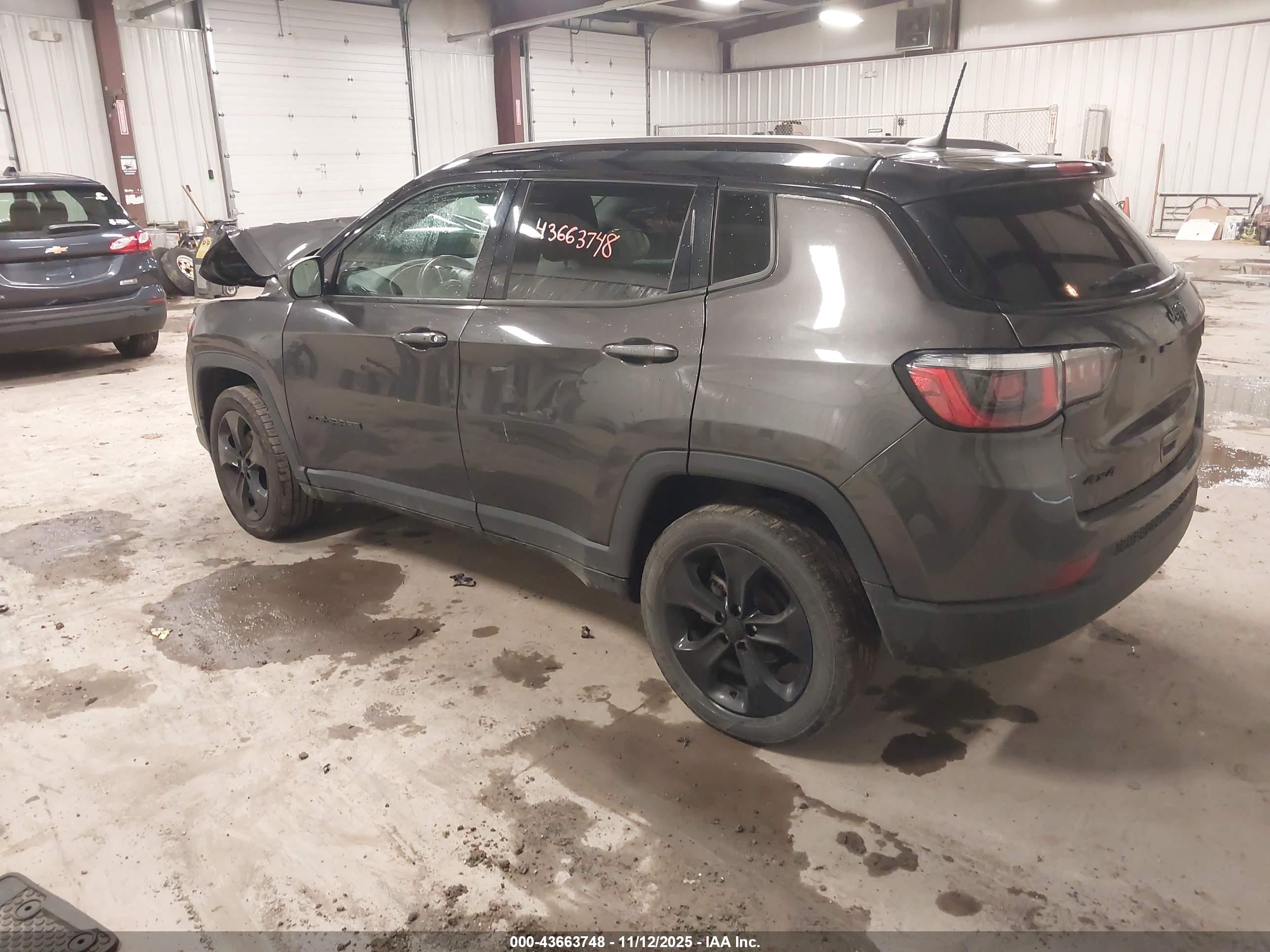 JEEP COMPASS image 3