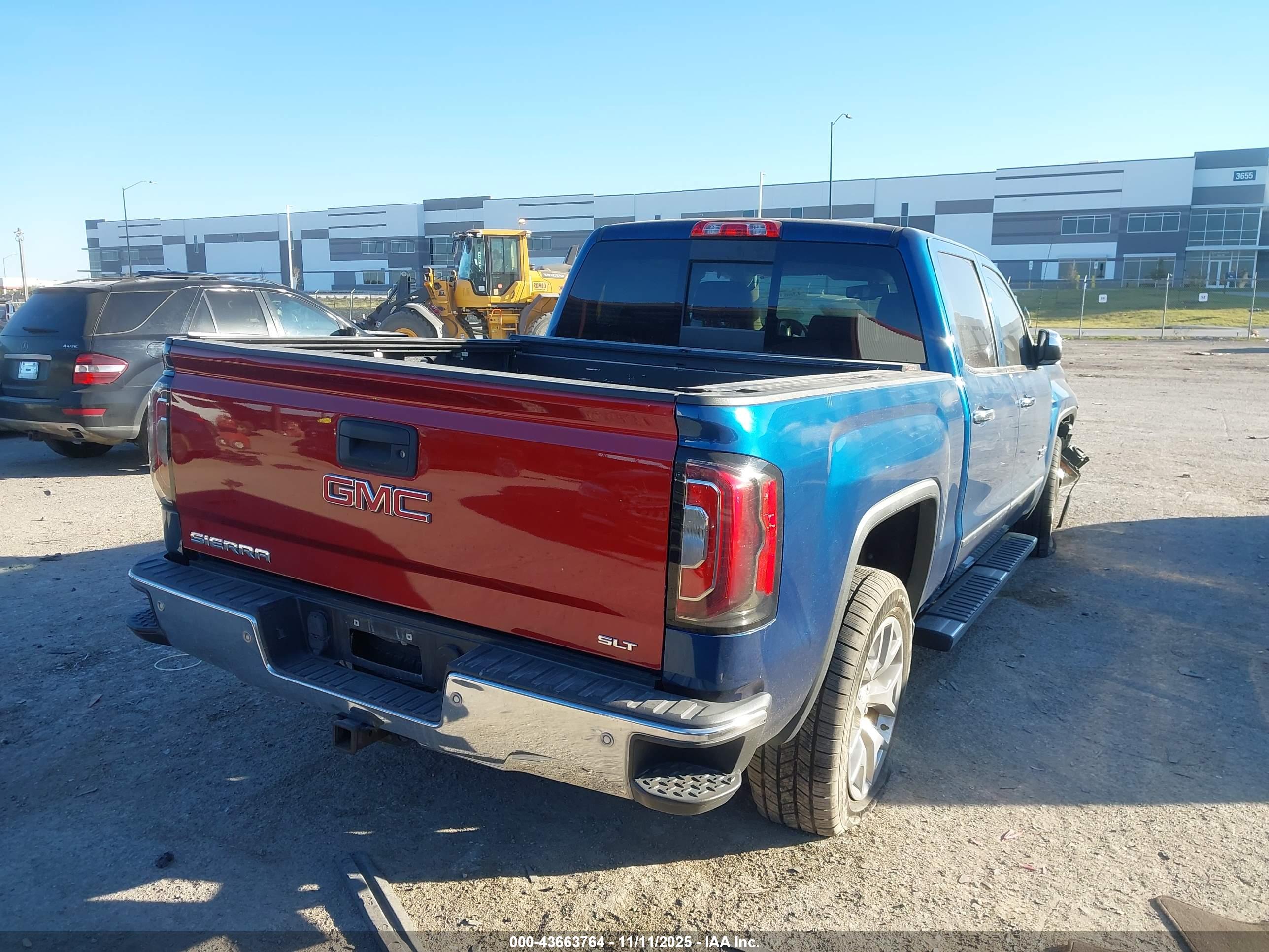 GMC SIERRA image 4
